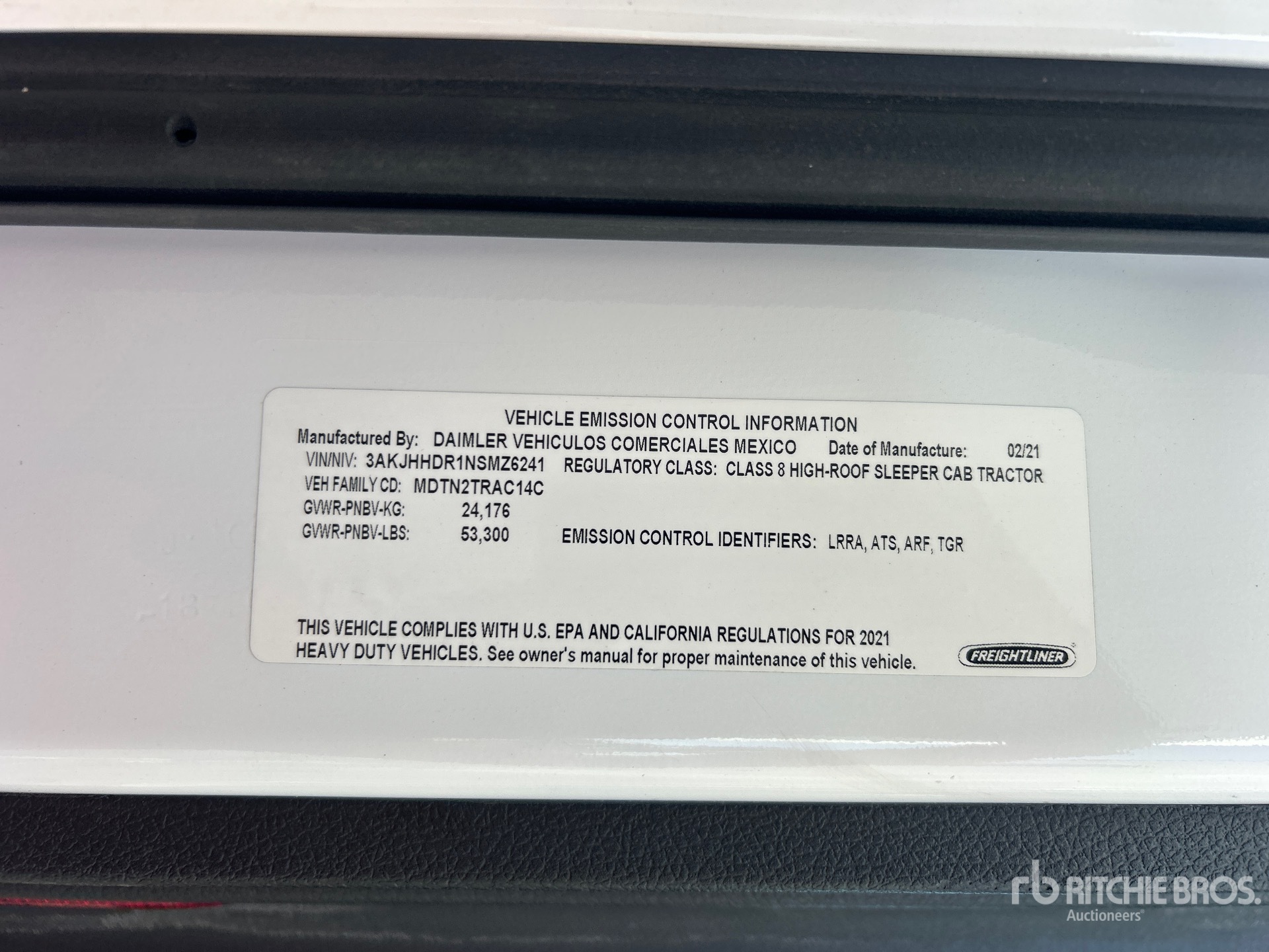 2022 Freightliner CASCADIA 126