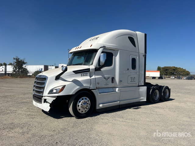 2022 Freightliner Cascadia 126 6x4 T/a Sleeper Truck Tractor