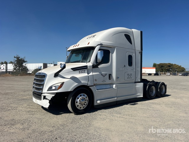 2022 Freightliner Cascadia 126 6x4 T/a Sleeper Truck Tractor