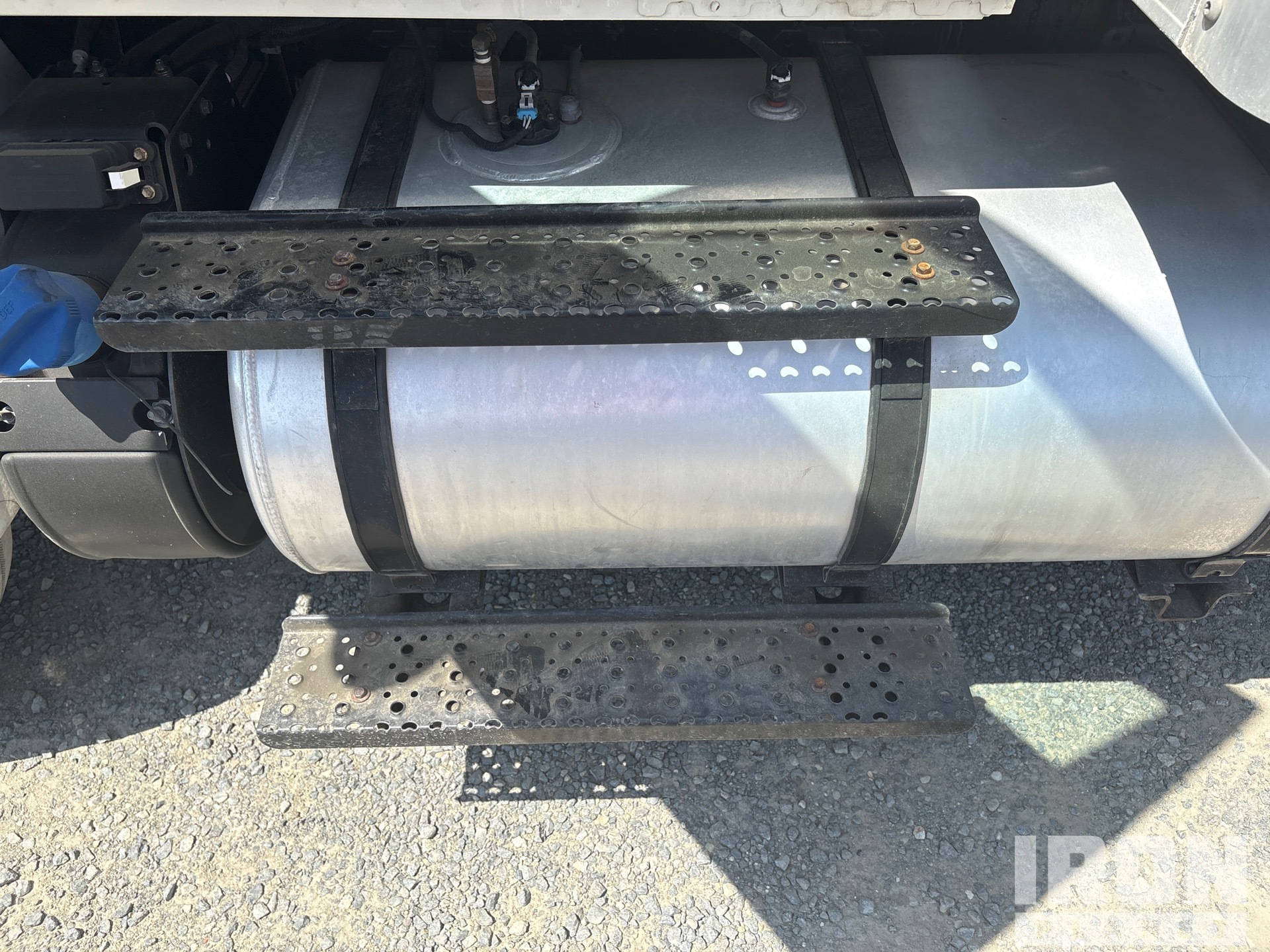 2015 International 4300 SBA