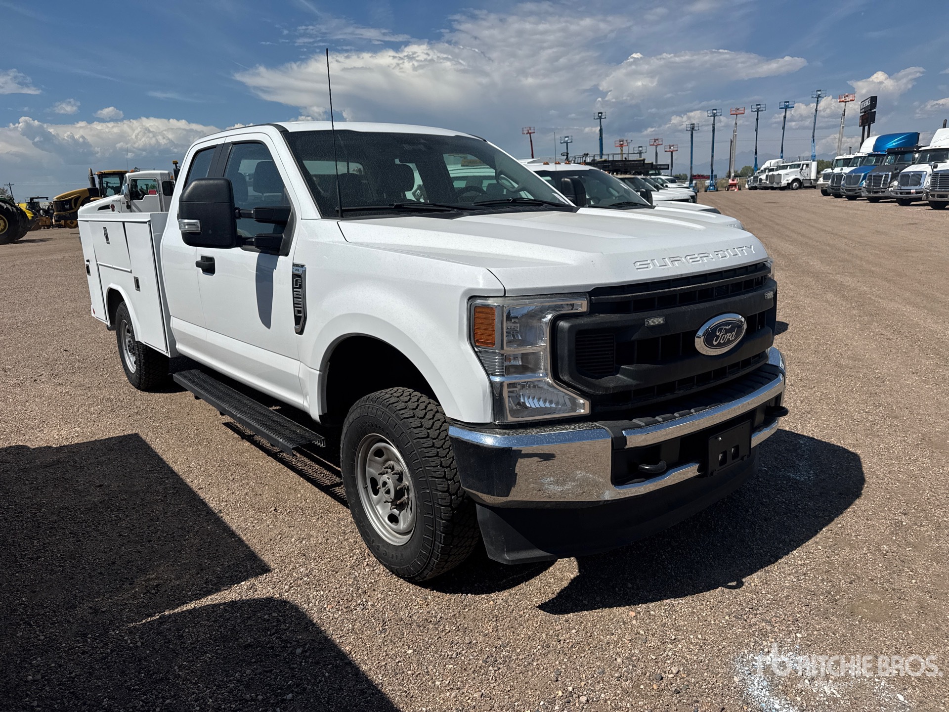 General Appearance with Picture, Right Front Corner