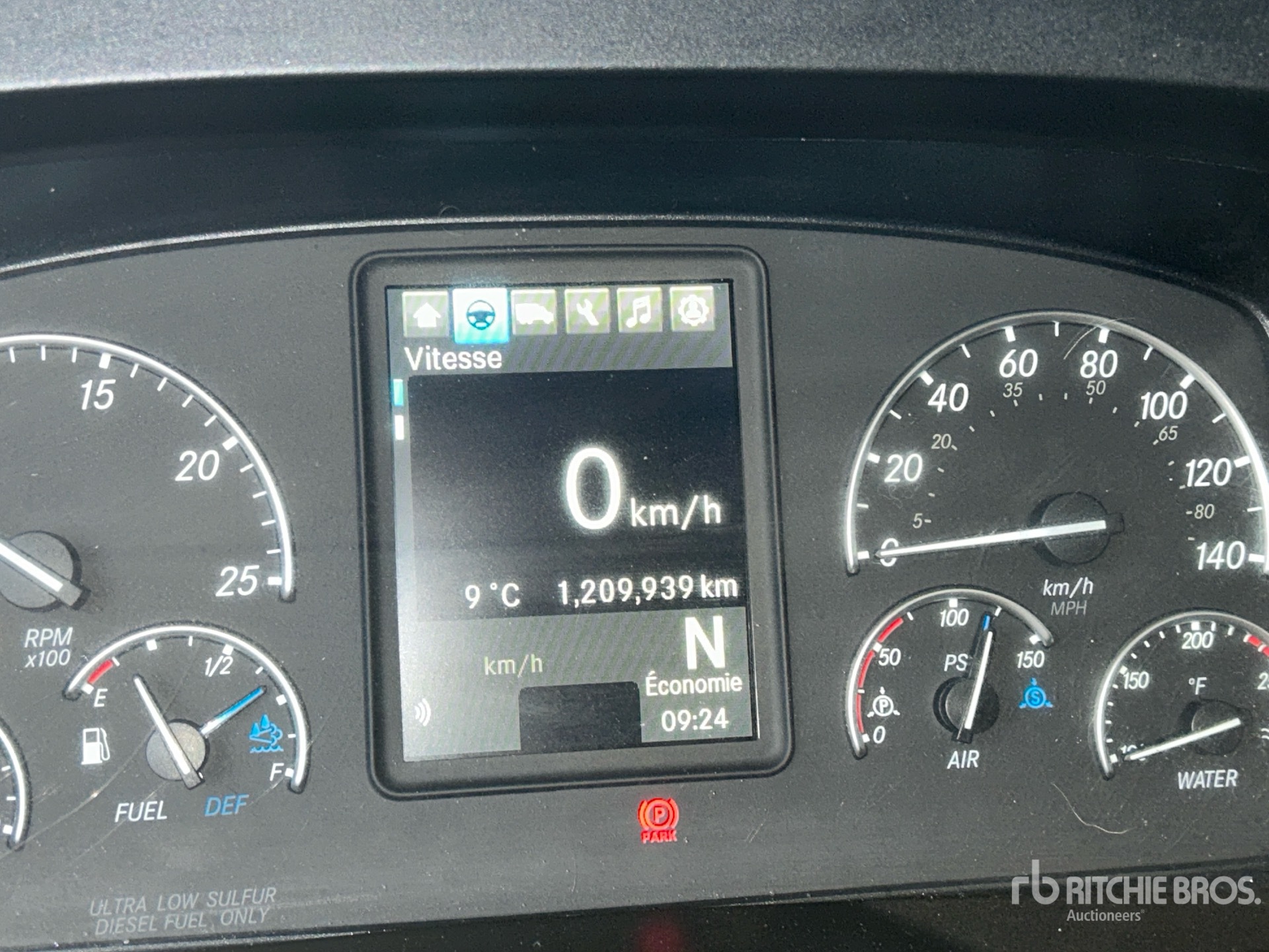 2019 Freightliner CASCADIA 116