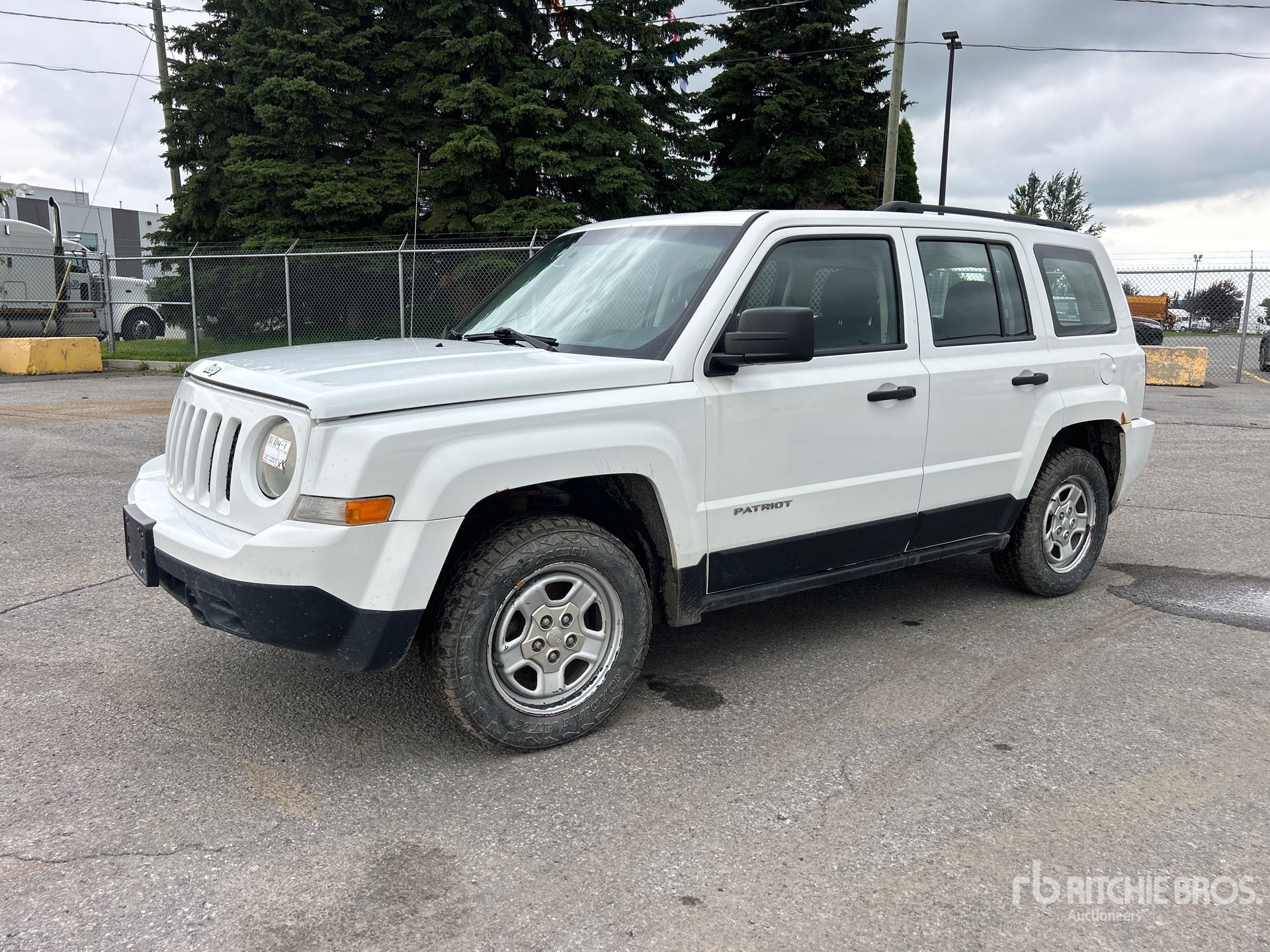 General Appearance with Picture, Left Front Corner