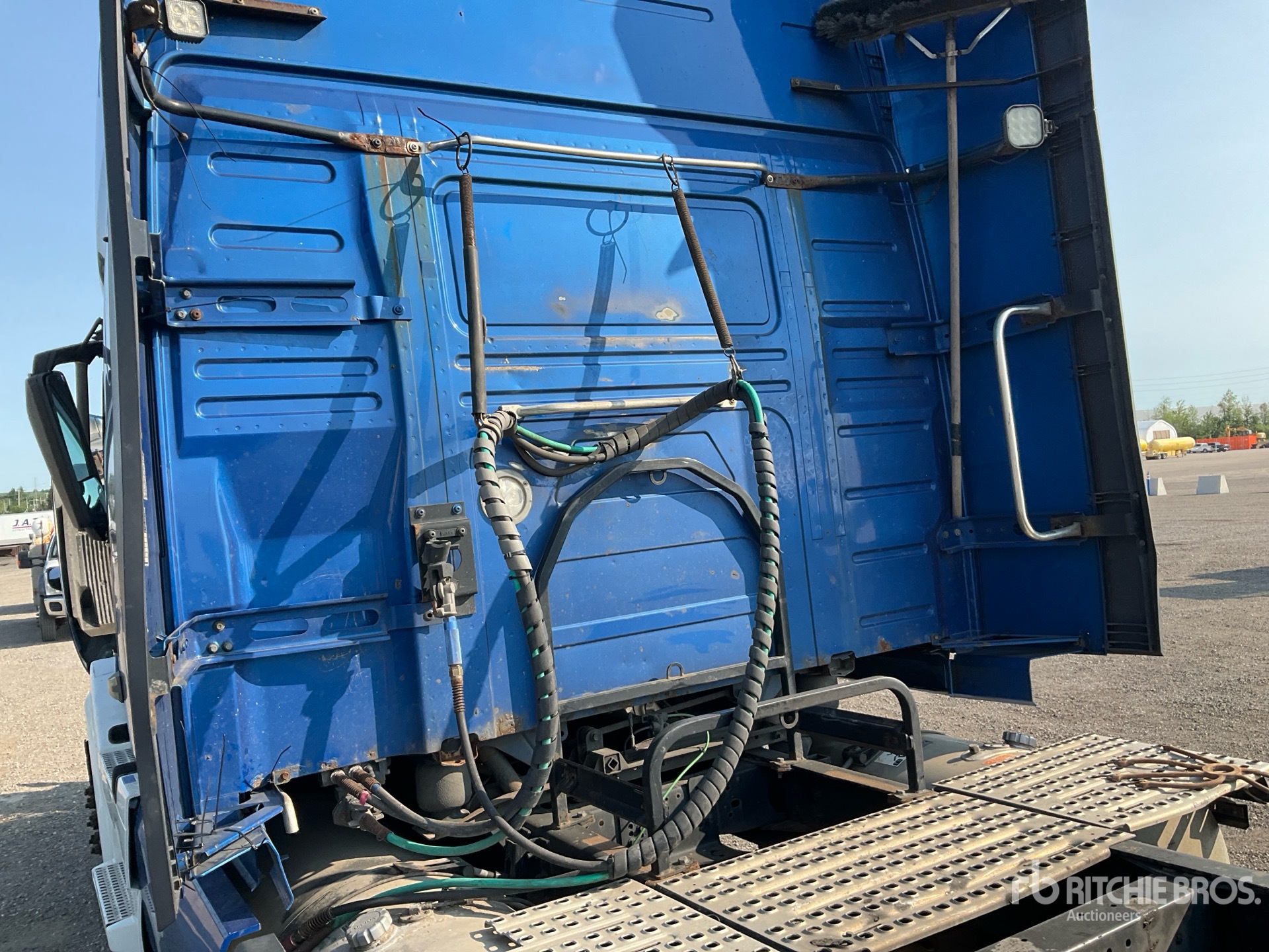 2019 Volvo VNL760