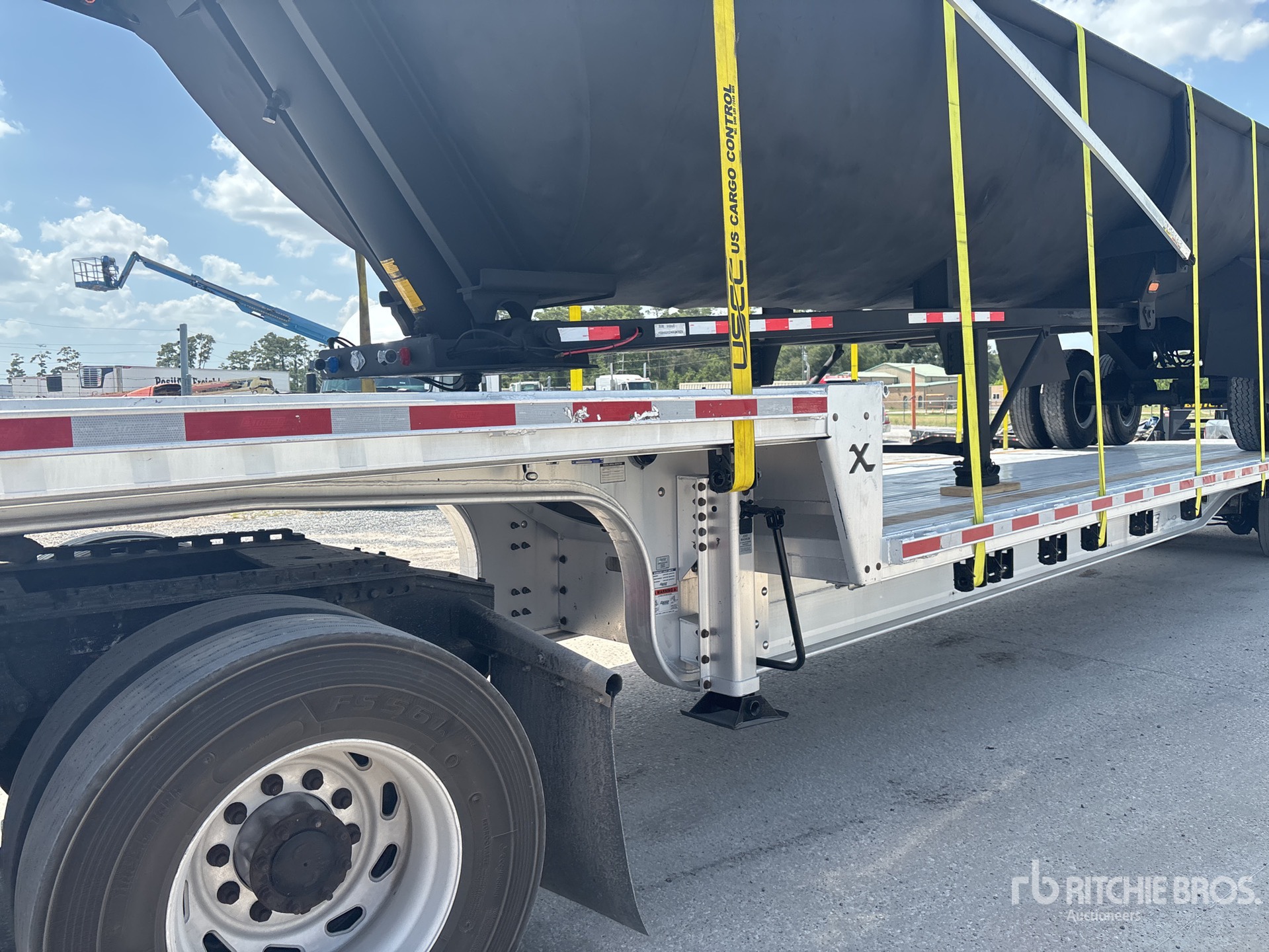 Photo of a 2024 Extreme 53 ft T/A