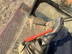 Safety with Levier de verrouillage des gouvernes