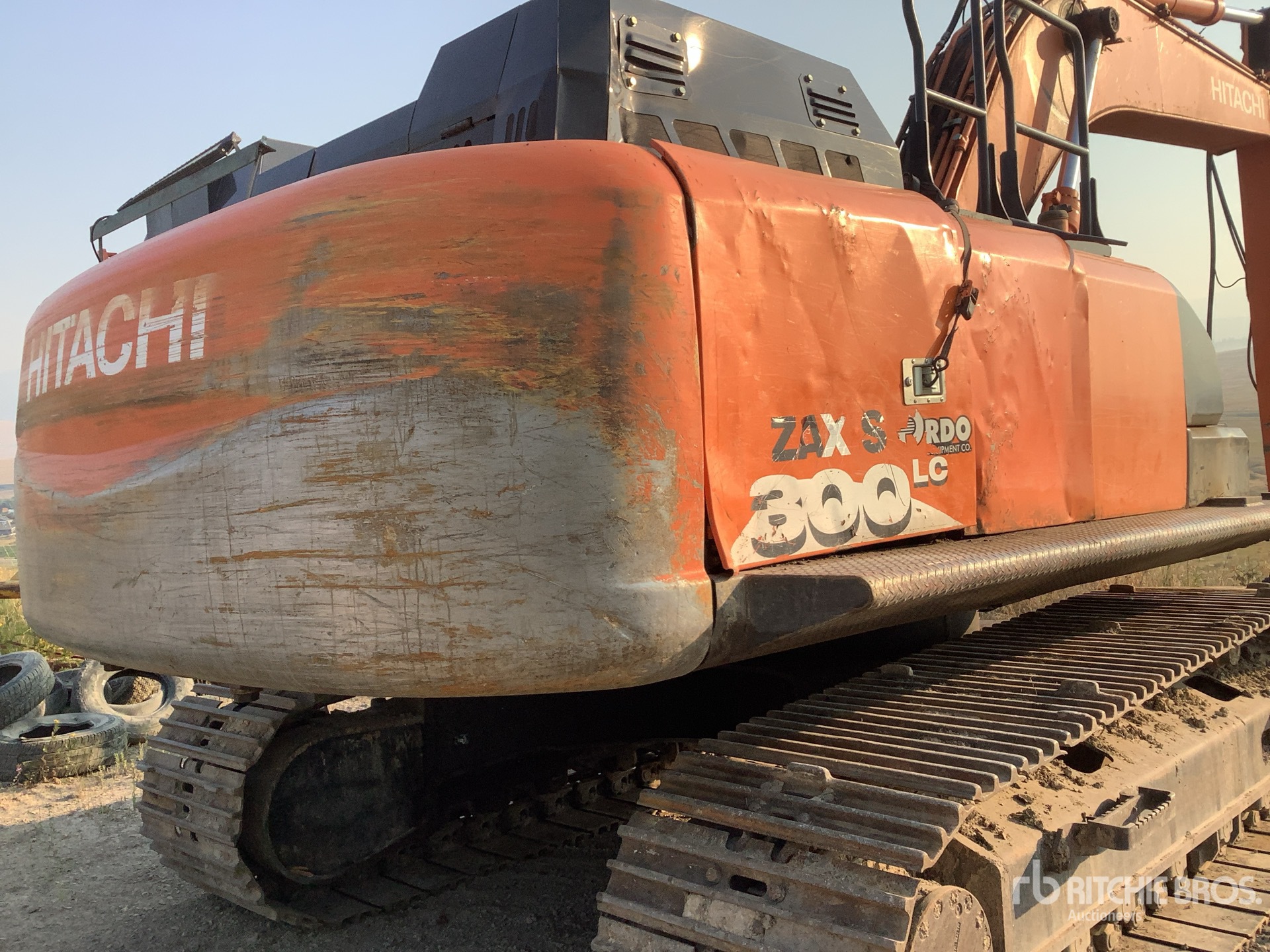 2015 Hitachi ZX300LC-6
