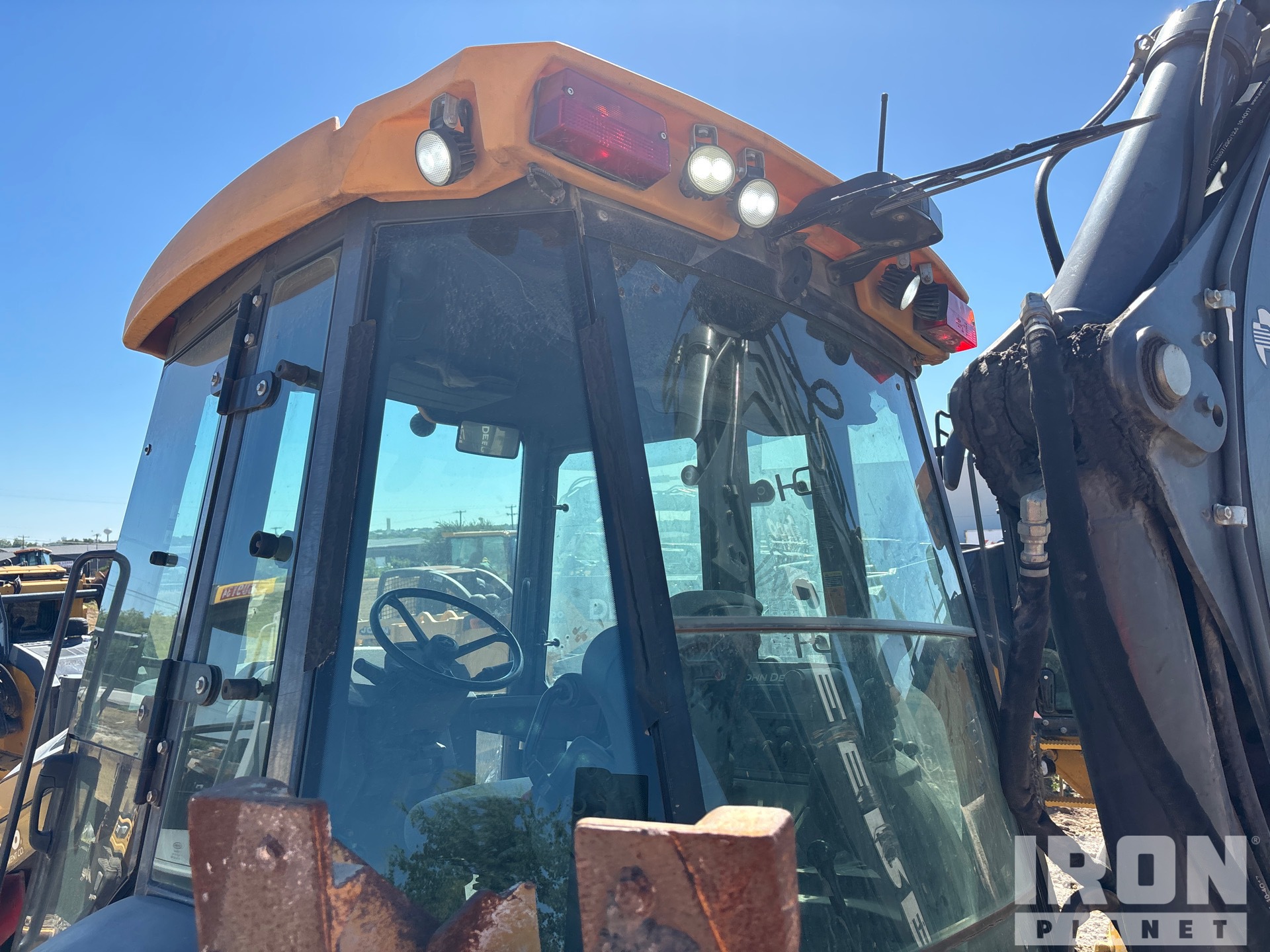 2018 John Deere 410L