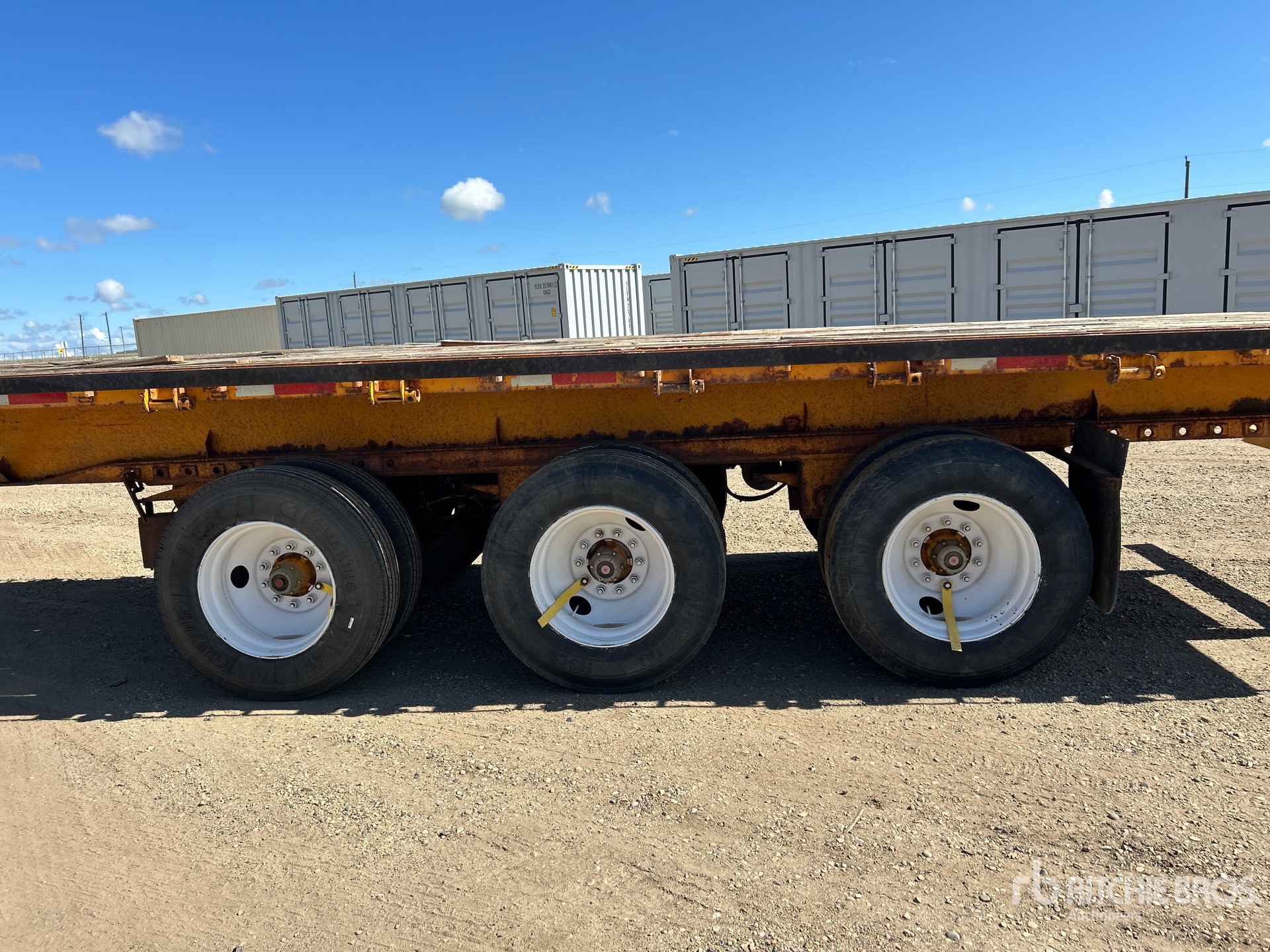 1999 Manac 35 ft Tri/A