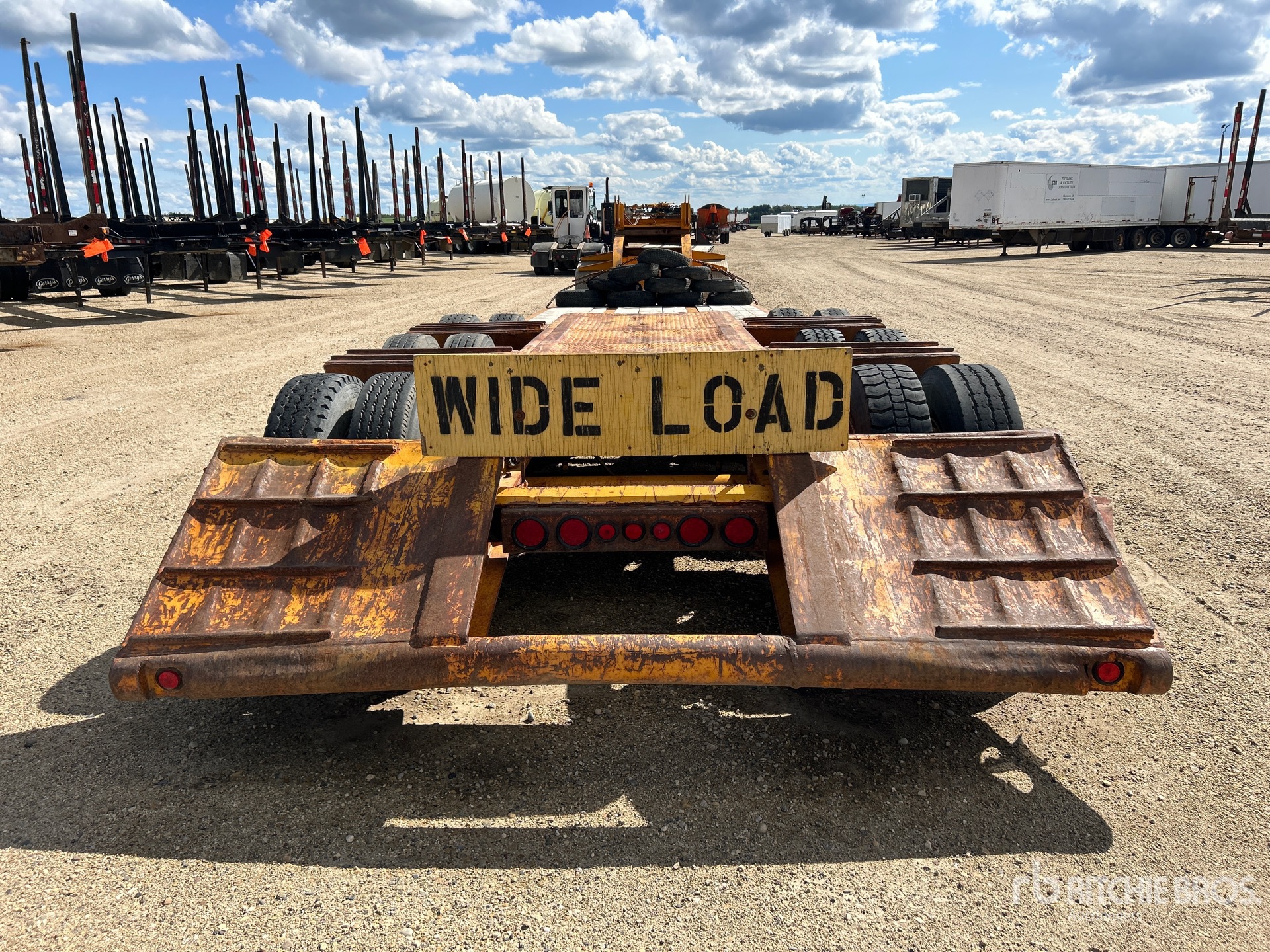 1994 Gerrys Tri/A Removable Gooseneck