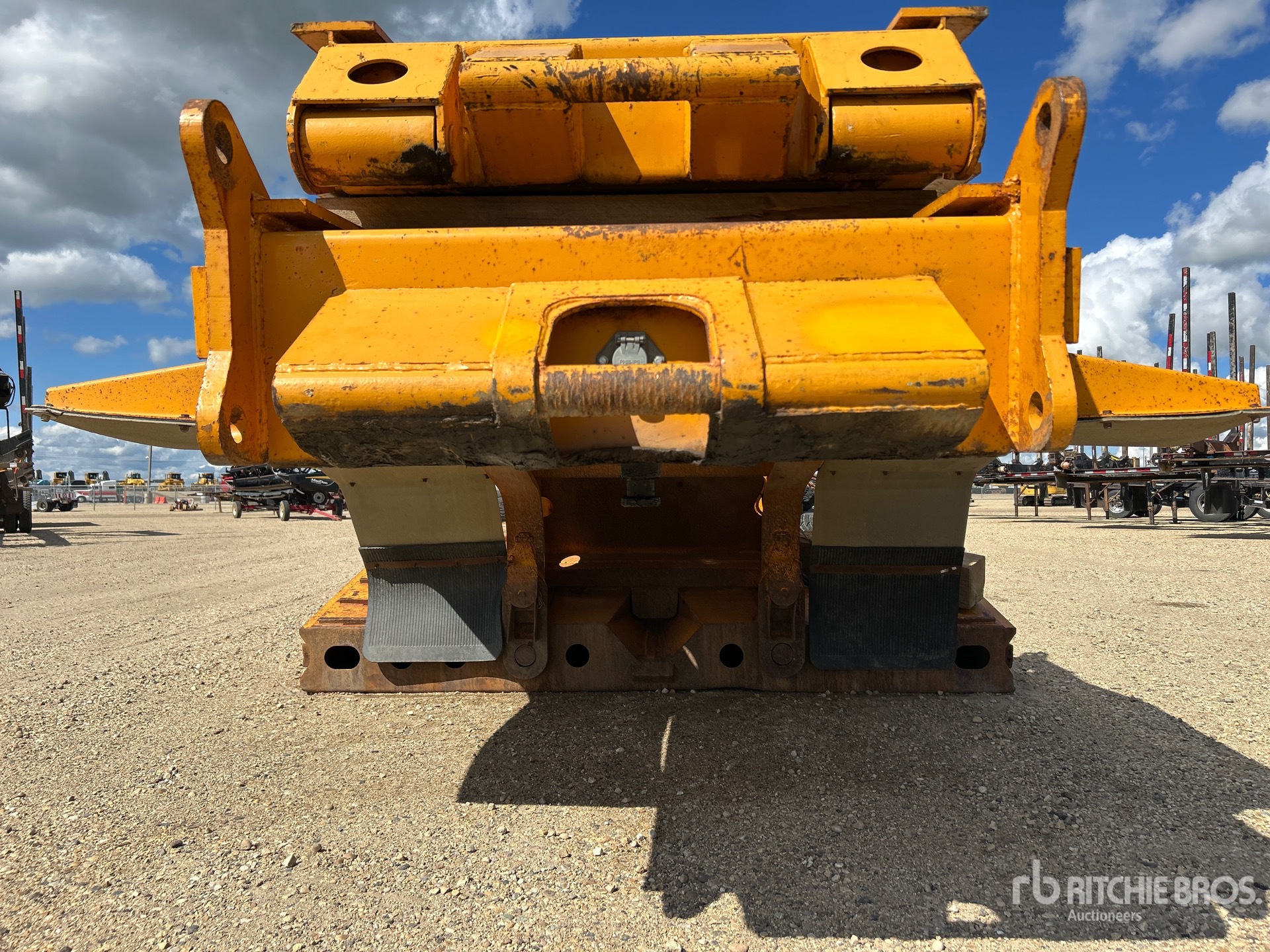 1994 Gerrys Tri/A Removable Gooseneck