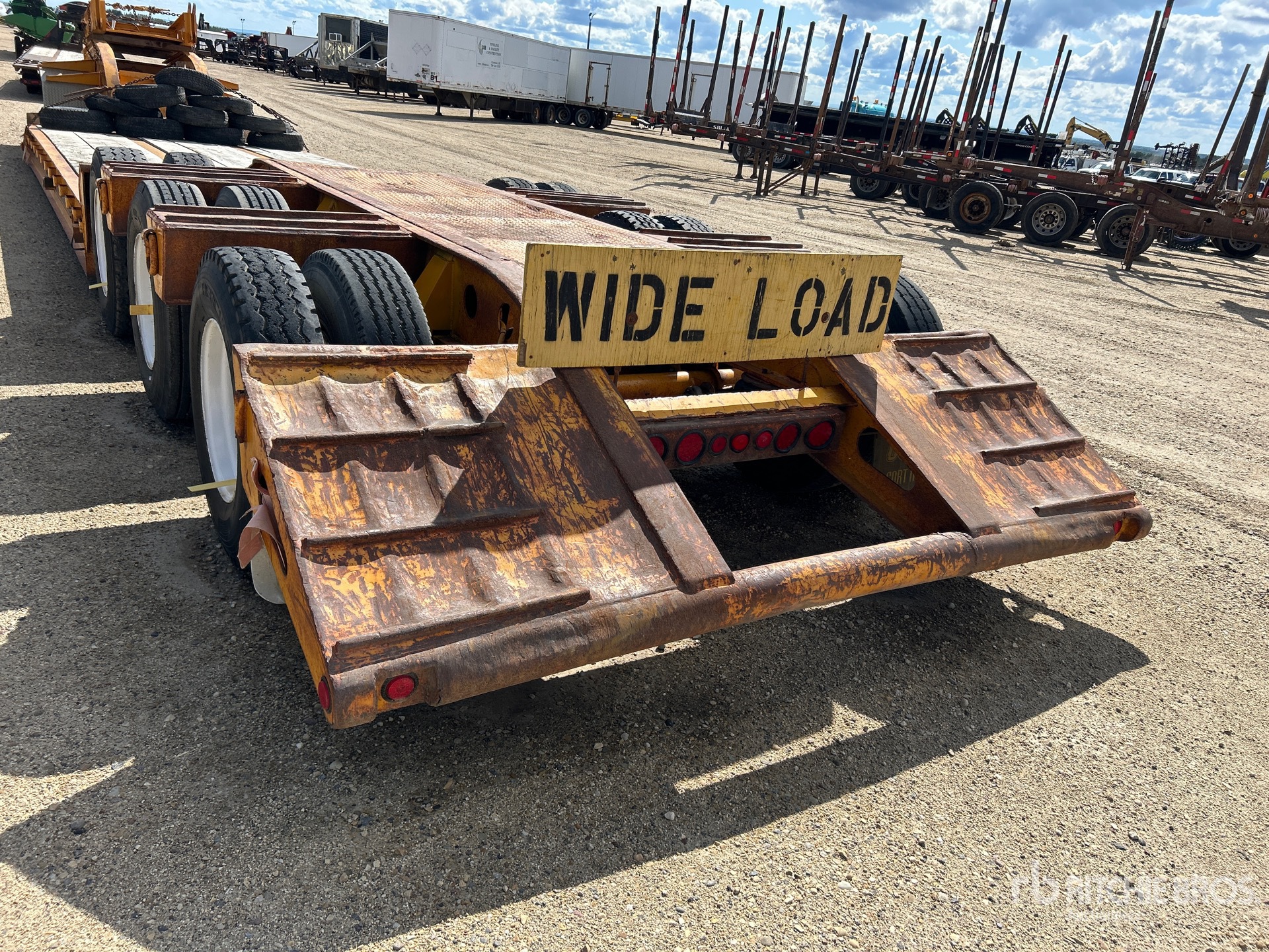 1994 Gerrys Tri/A Removable Gooseneck
