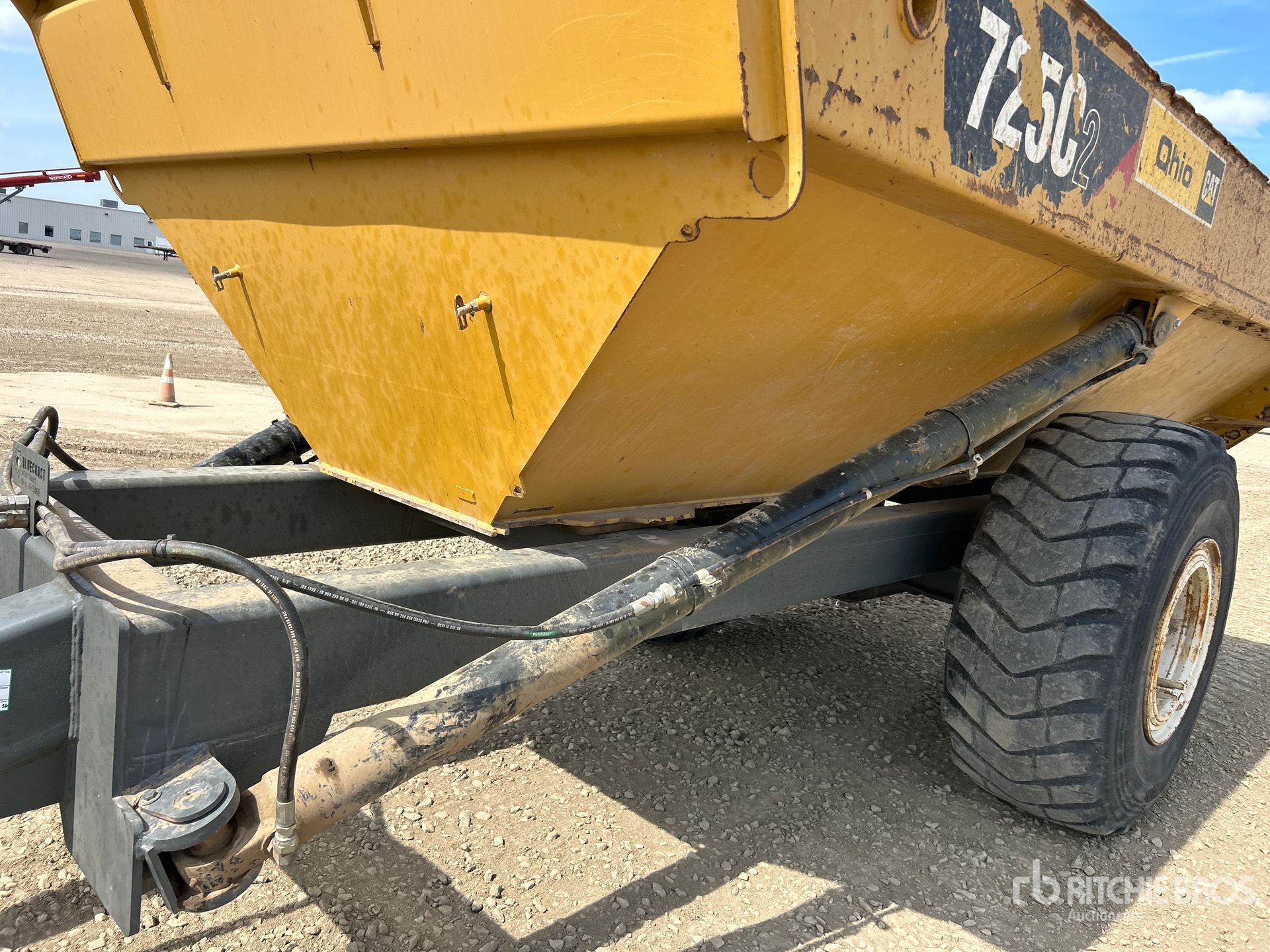Caterpillar 725C2