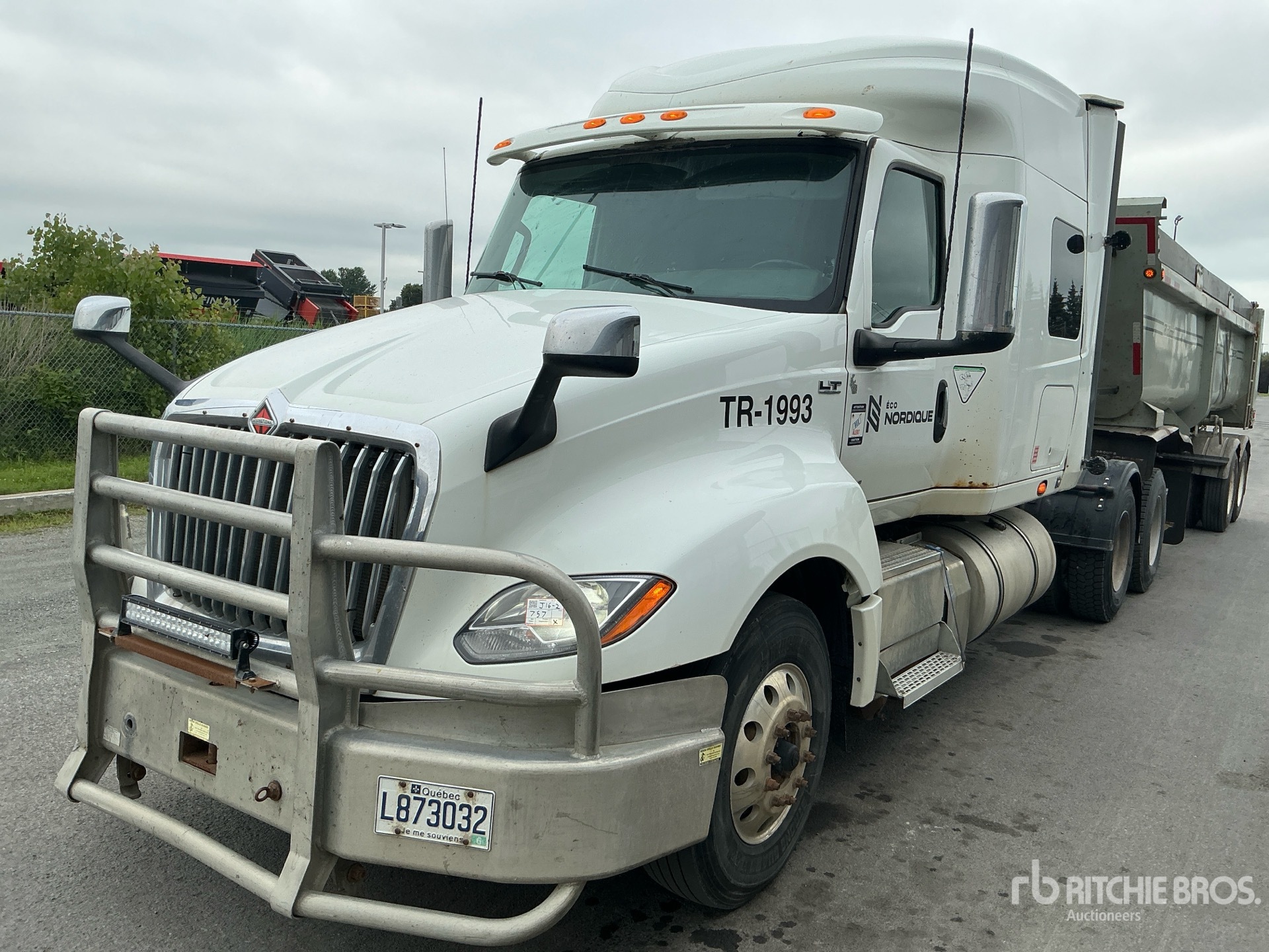 2019 International LT625