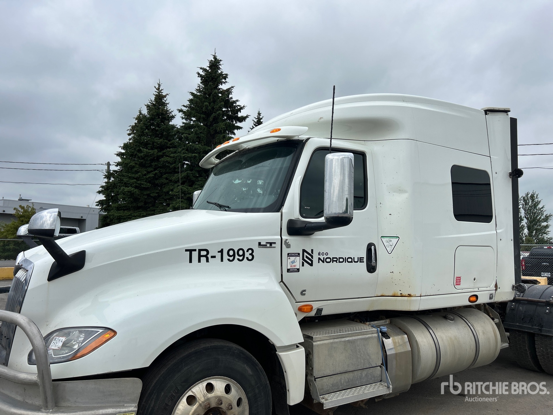 2019 International LT625