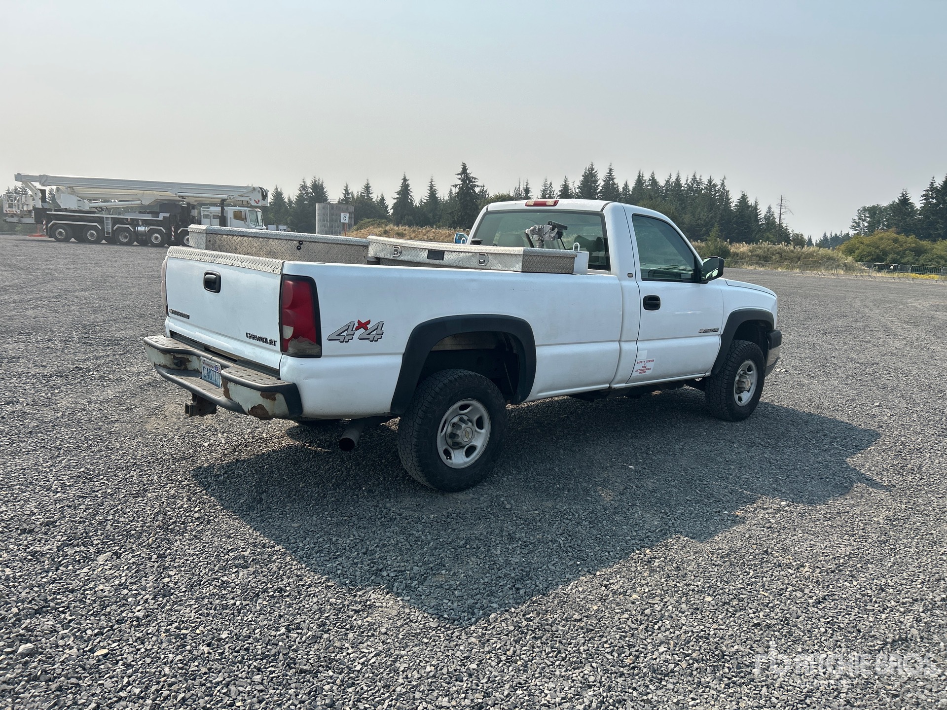 General Appearance with Picture, Right Rear Corner