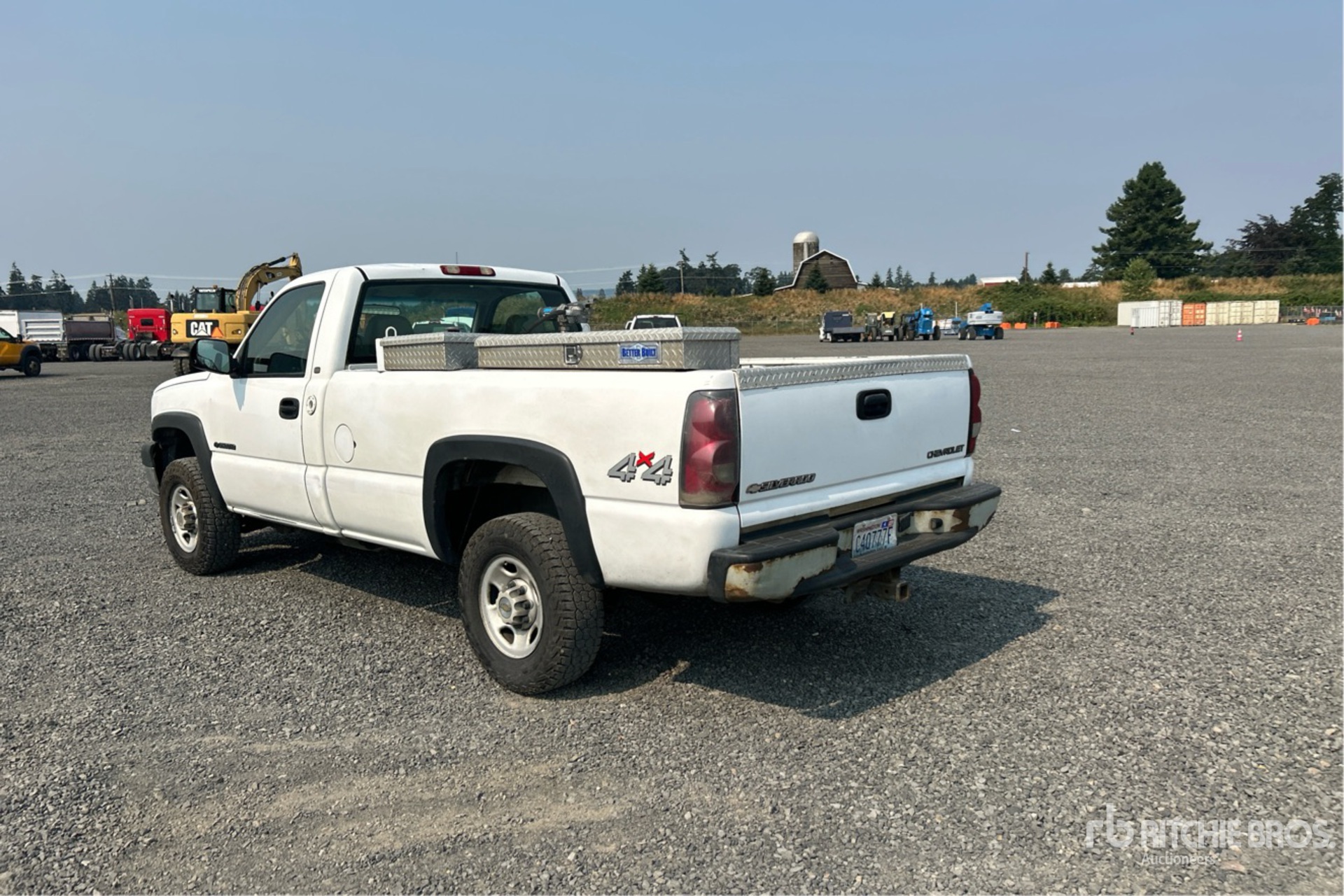 General Appearance with Picture, Left Rear Corner