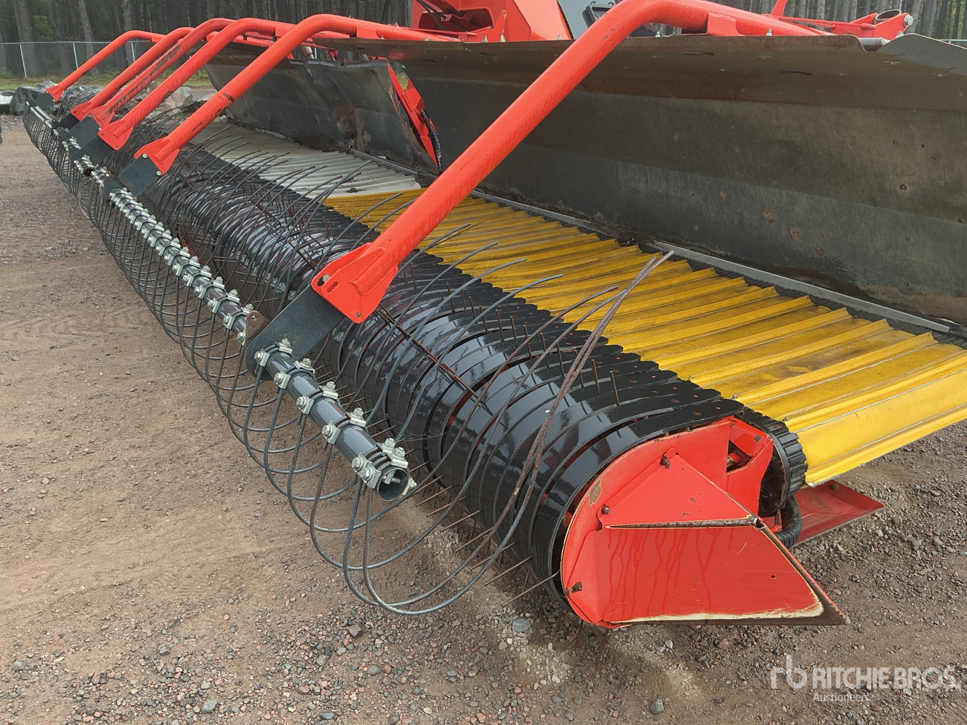 2017 Kuhn MERGE MAXX 900