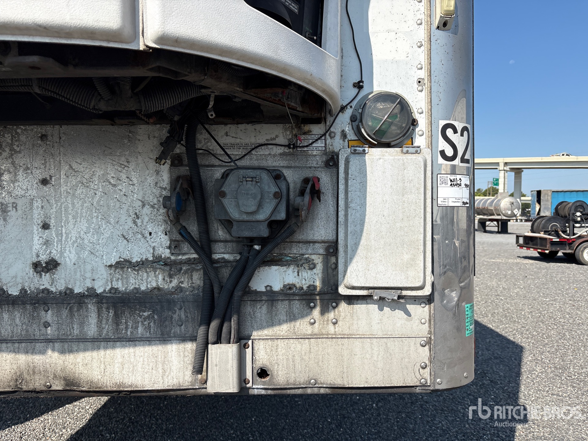 2012 Utility VS2RA