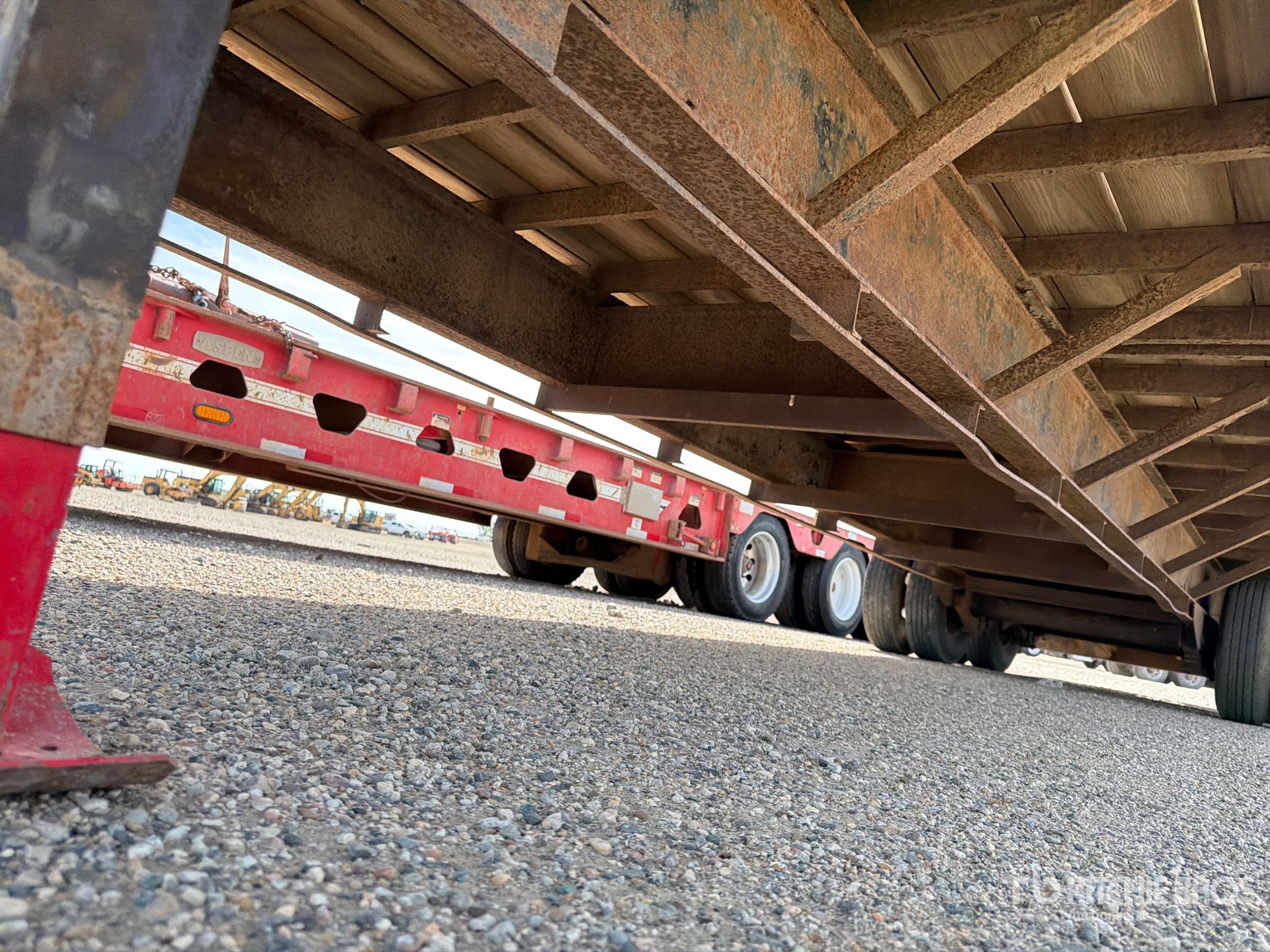 2007 Pj Trailers D7142