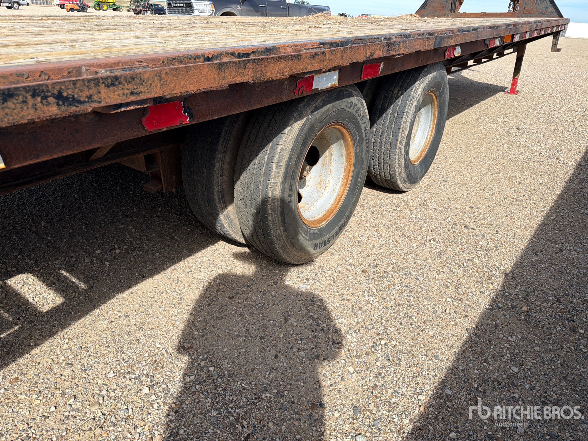 2007 Pj Trailers D7142