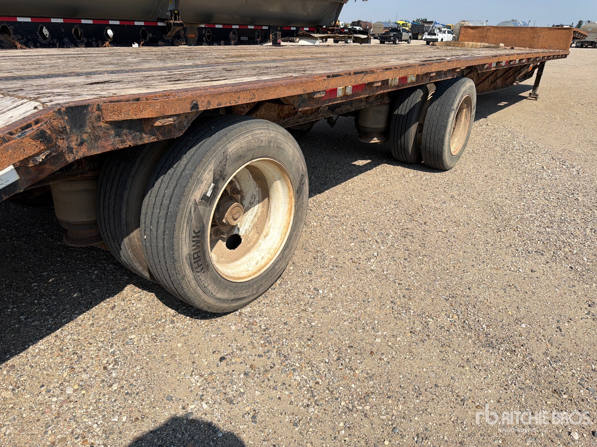 2013 Jet 53 FT T/A SPREAD AXLE