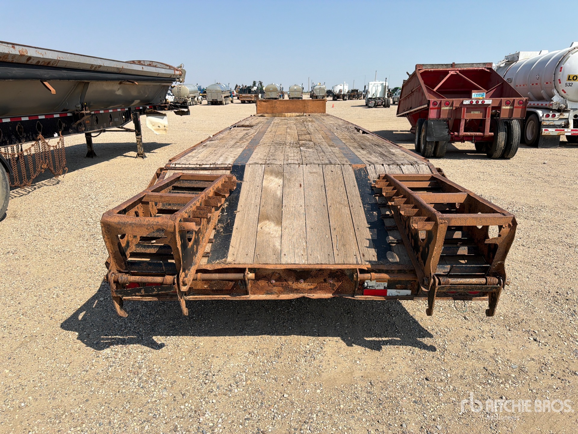 2013 Jet 53 FT T/A SPREAD AXLE