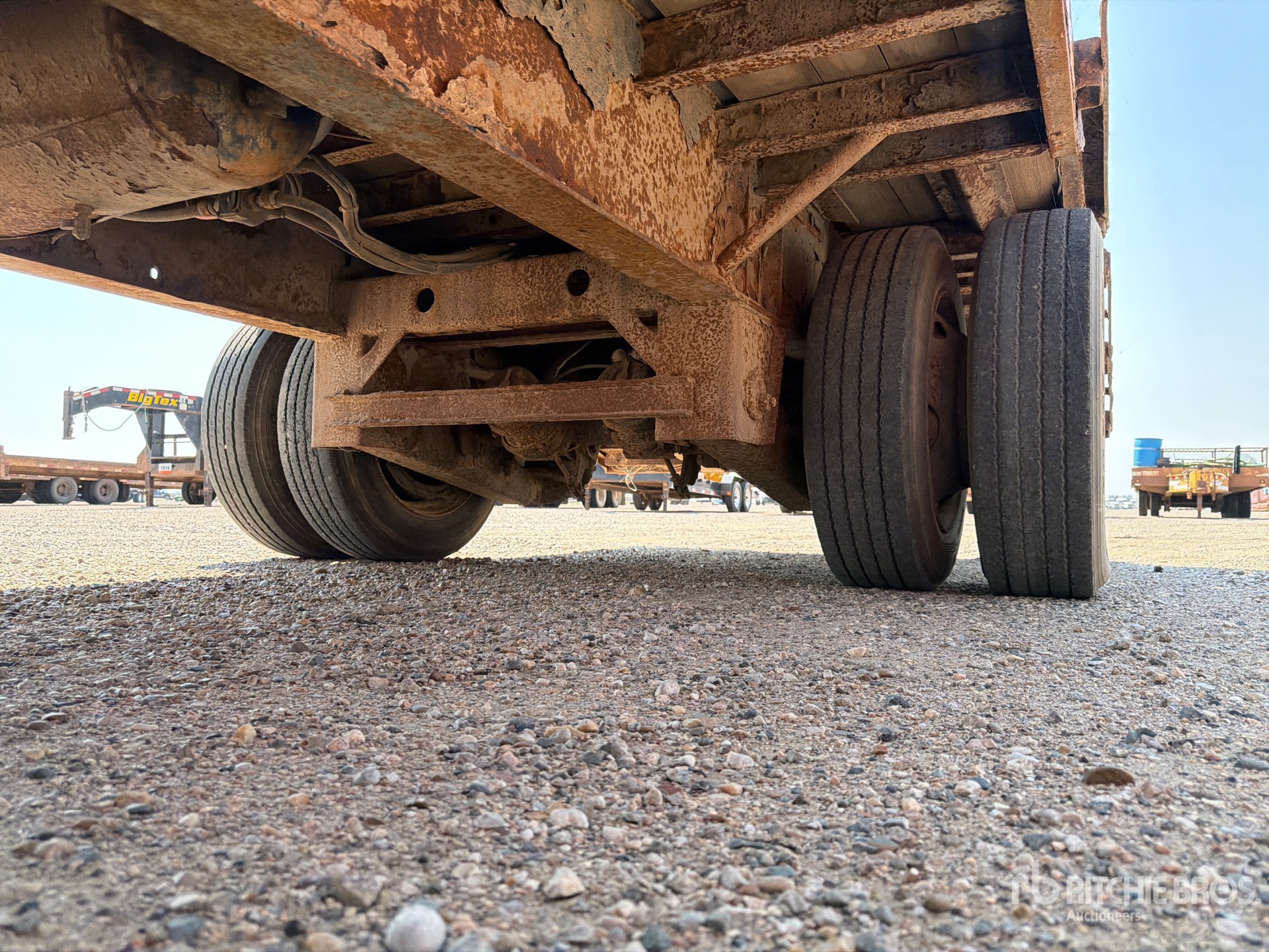 2013 Jet 53 FT T/A SPREAD AXLE