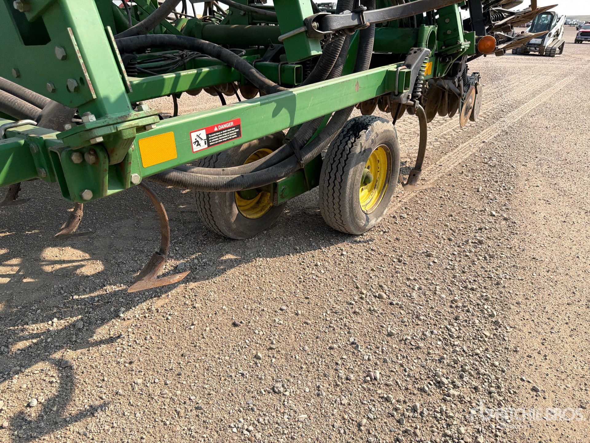 John Deere 730