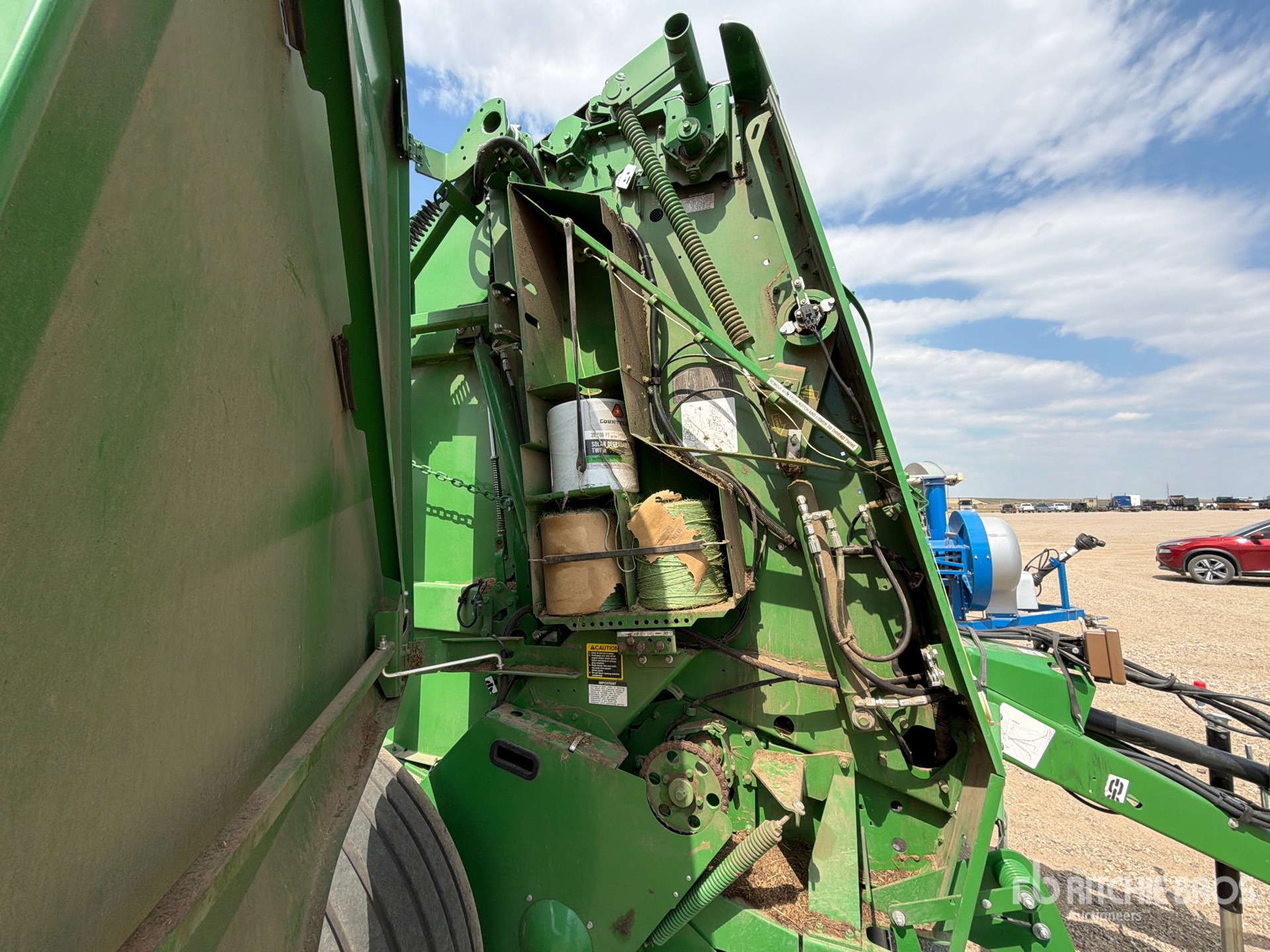 2021 John Deere 560M