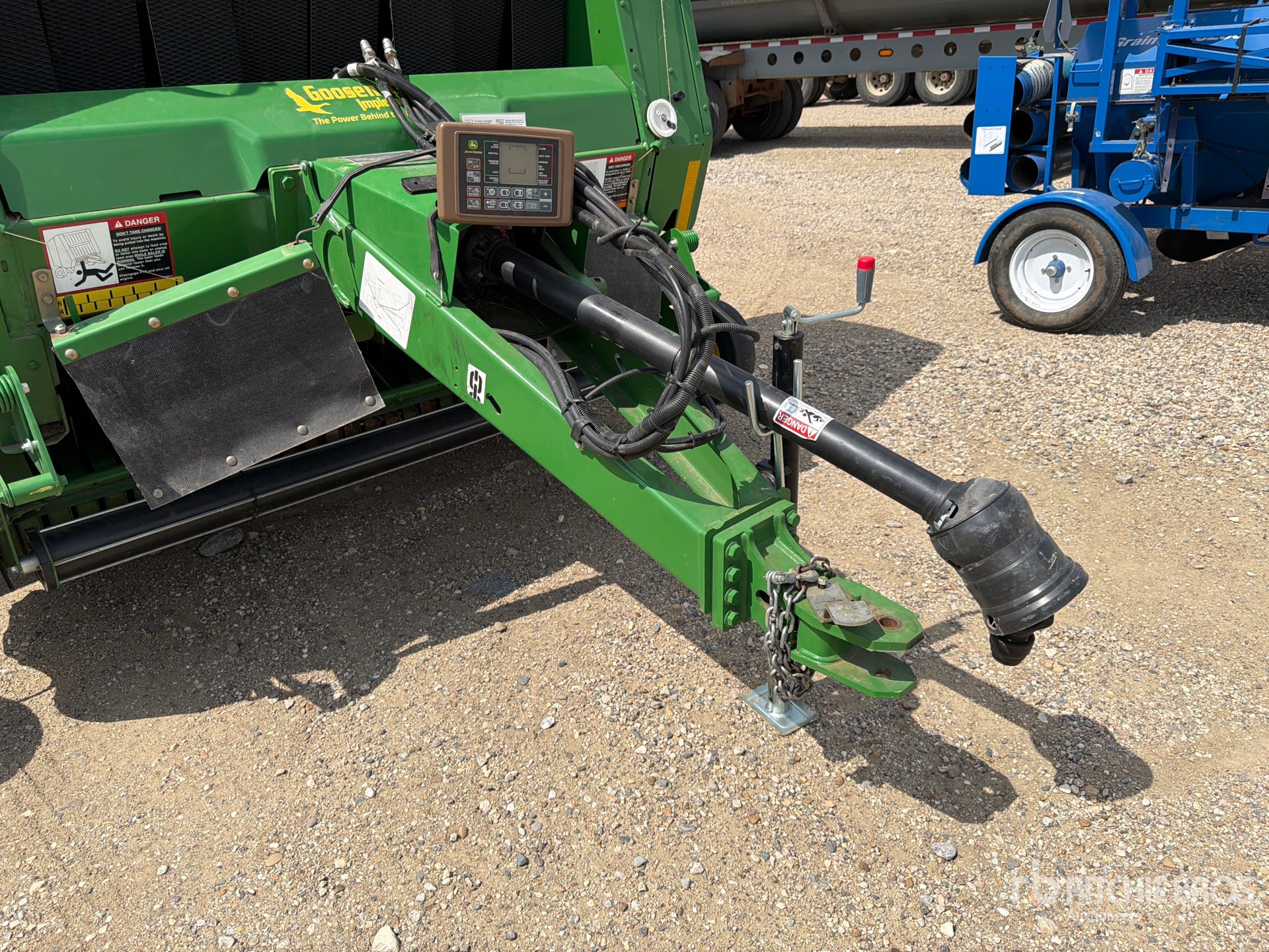 2021 John Deere 560M