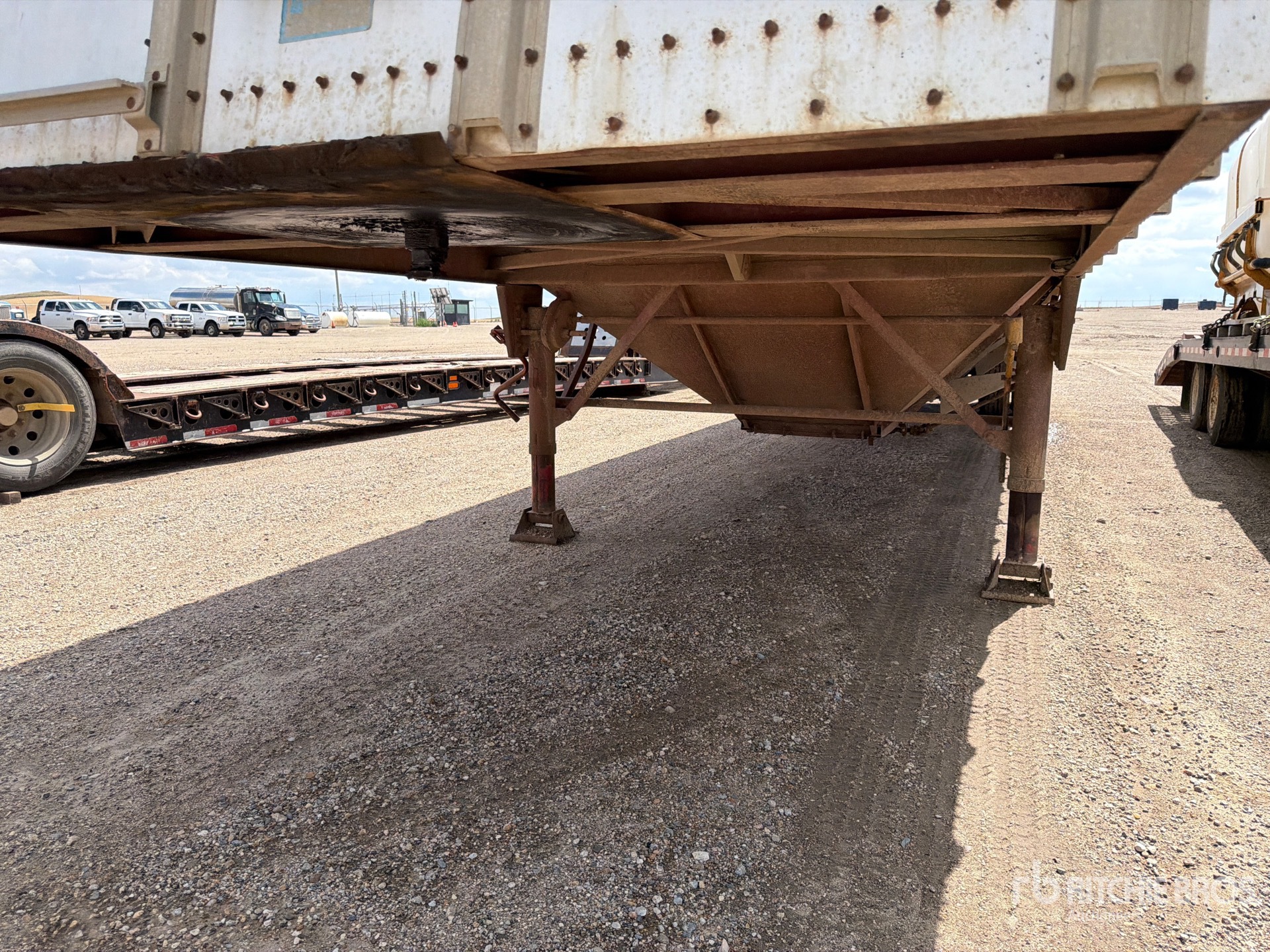 1980 Merritt 40 ft T/A