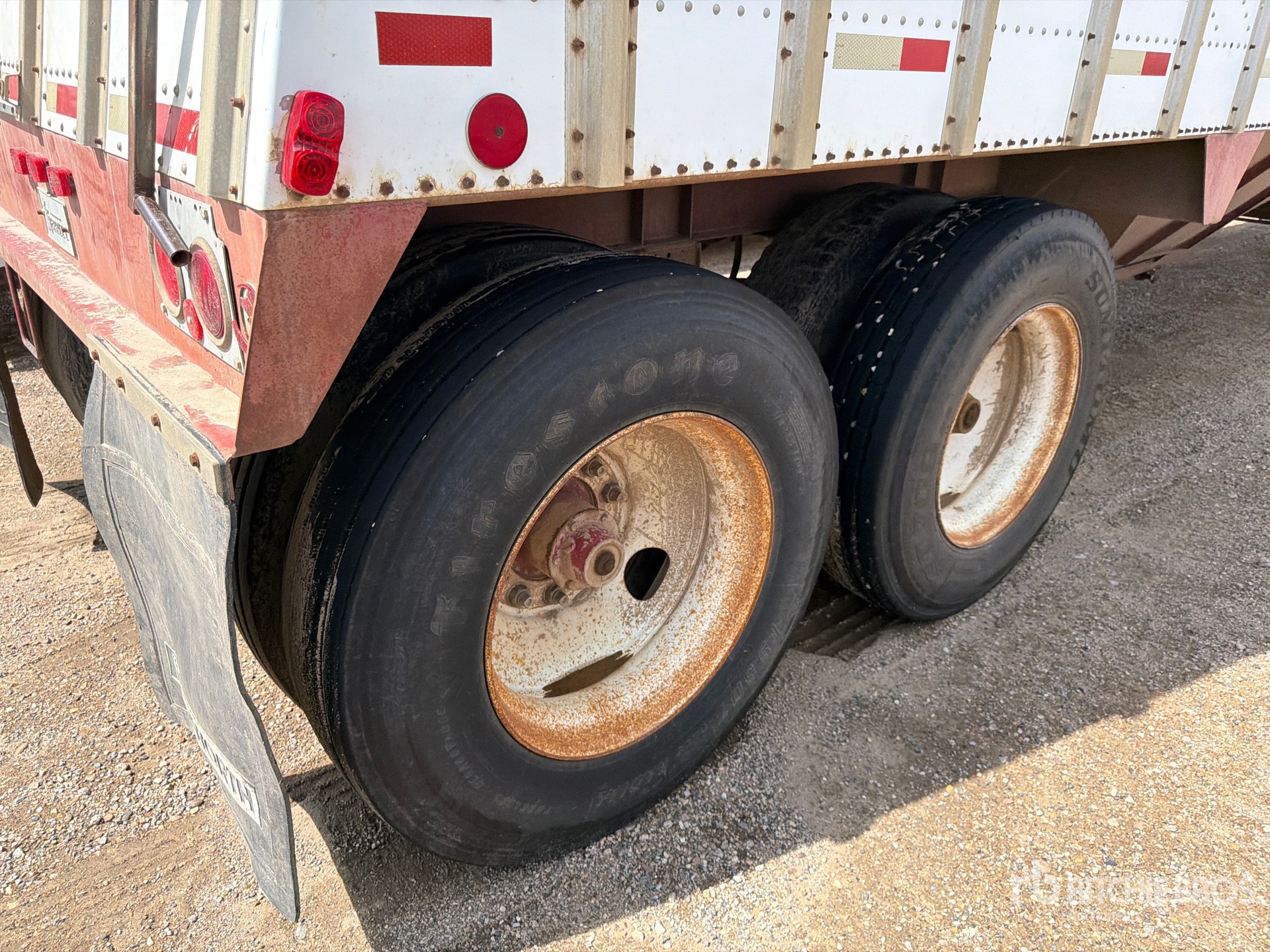 1980 Merritt 40 ft T/A