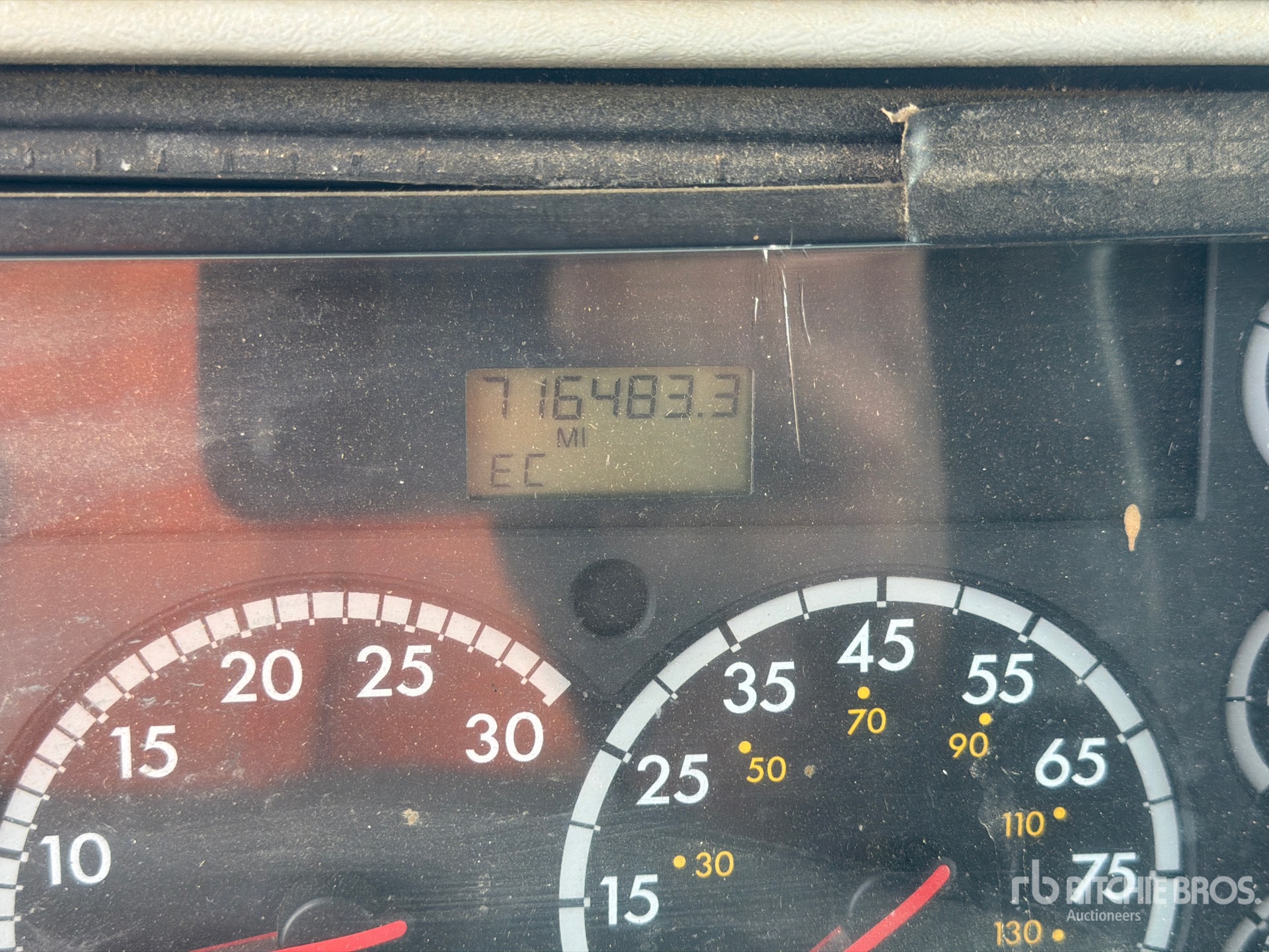 2005 Freightliner Columbia 120