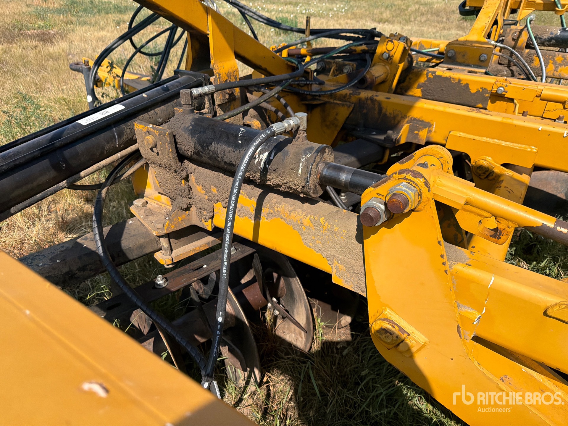 Amco F15-32