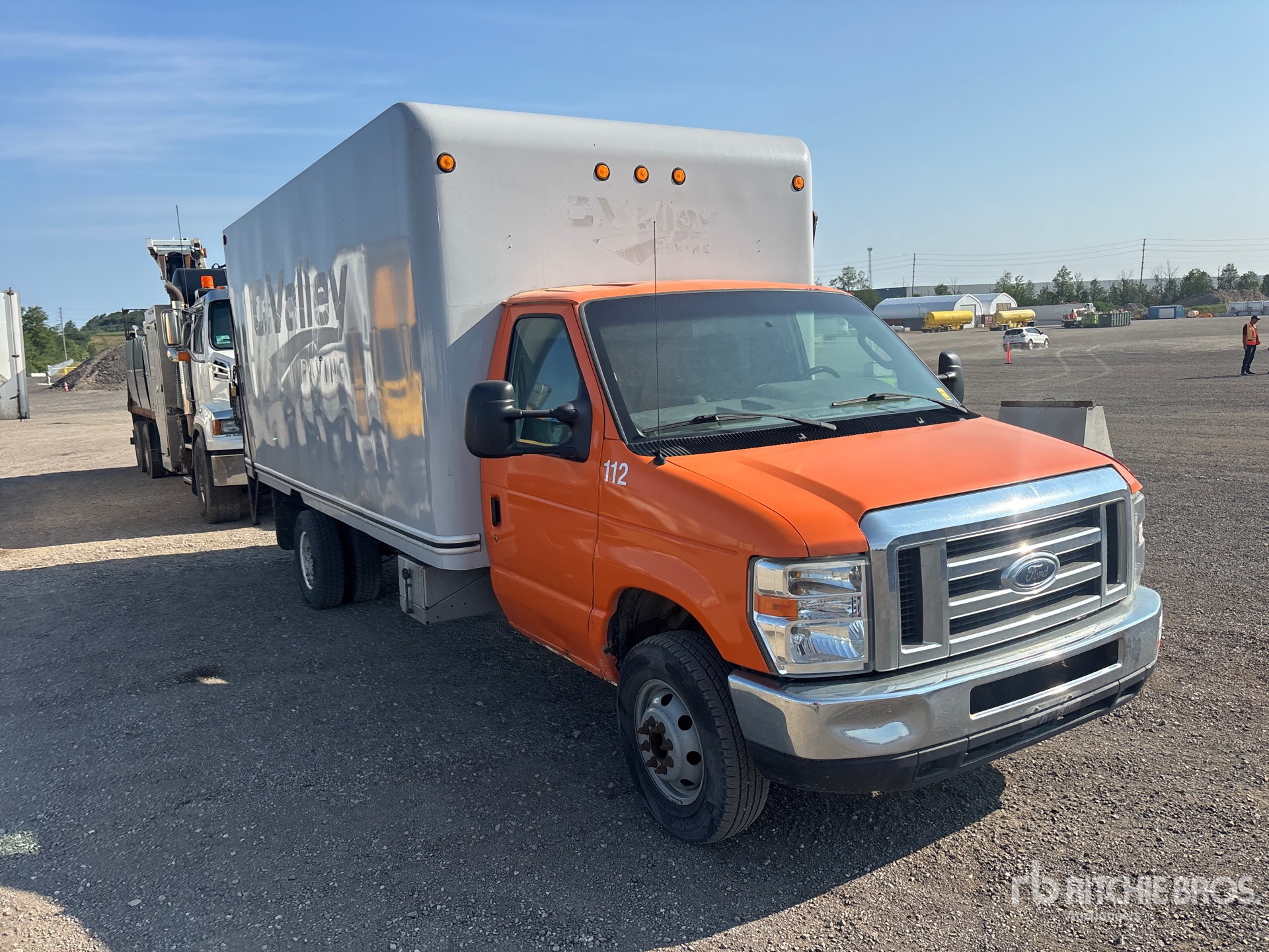 2009 Ford E-350