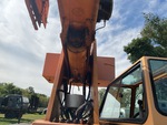Hydraulics with Lift Cylinders