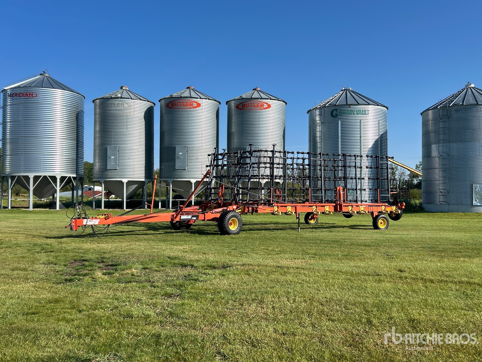 2002 Bourgault 7200