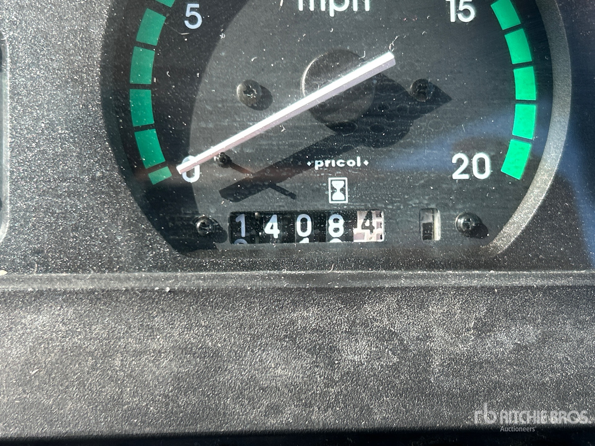2006 Massey Ferguson 9220