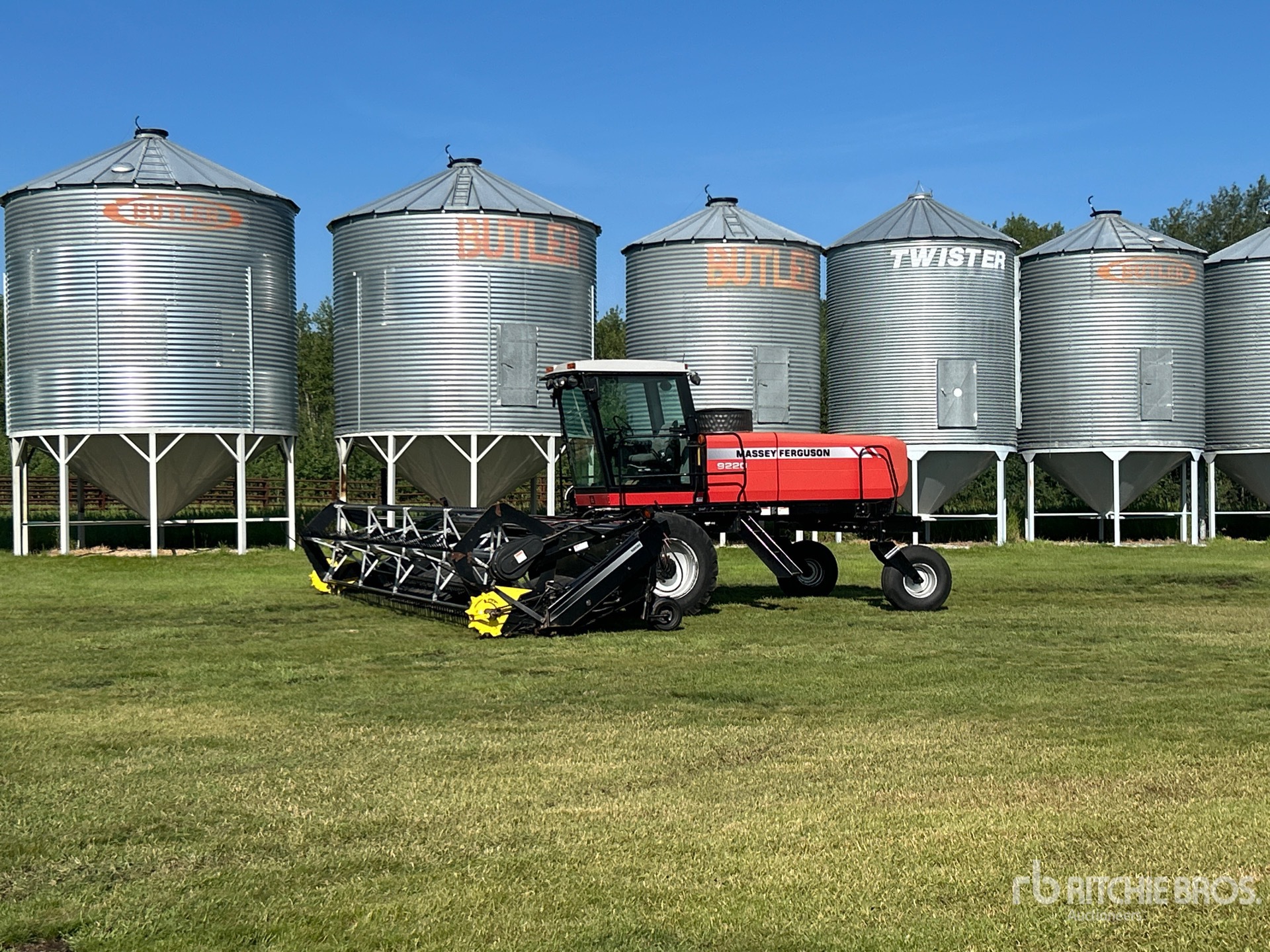 2006 Massey Ferguson 9220