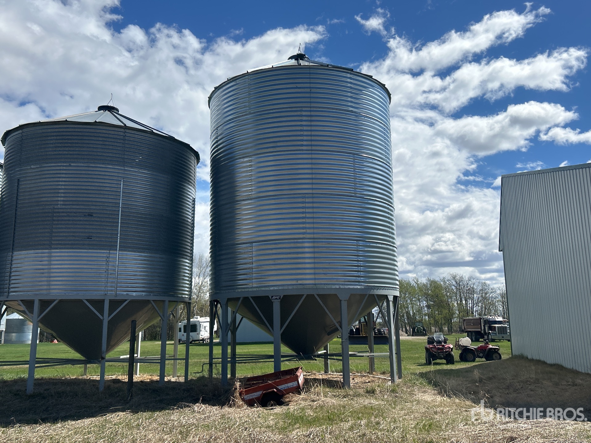 Meridian +/- 4900 bu 5 Ring Hopper