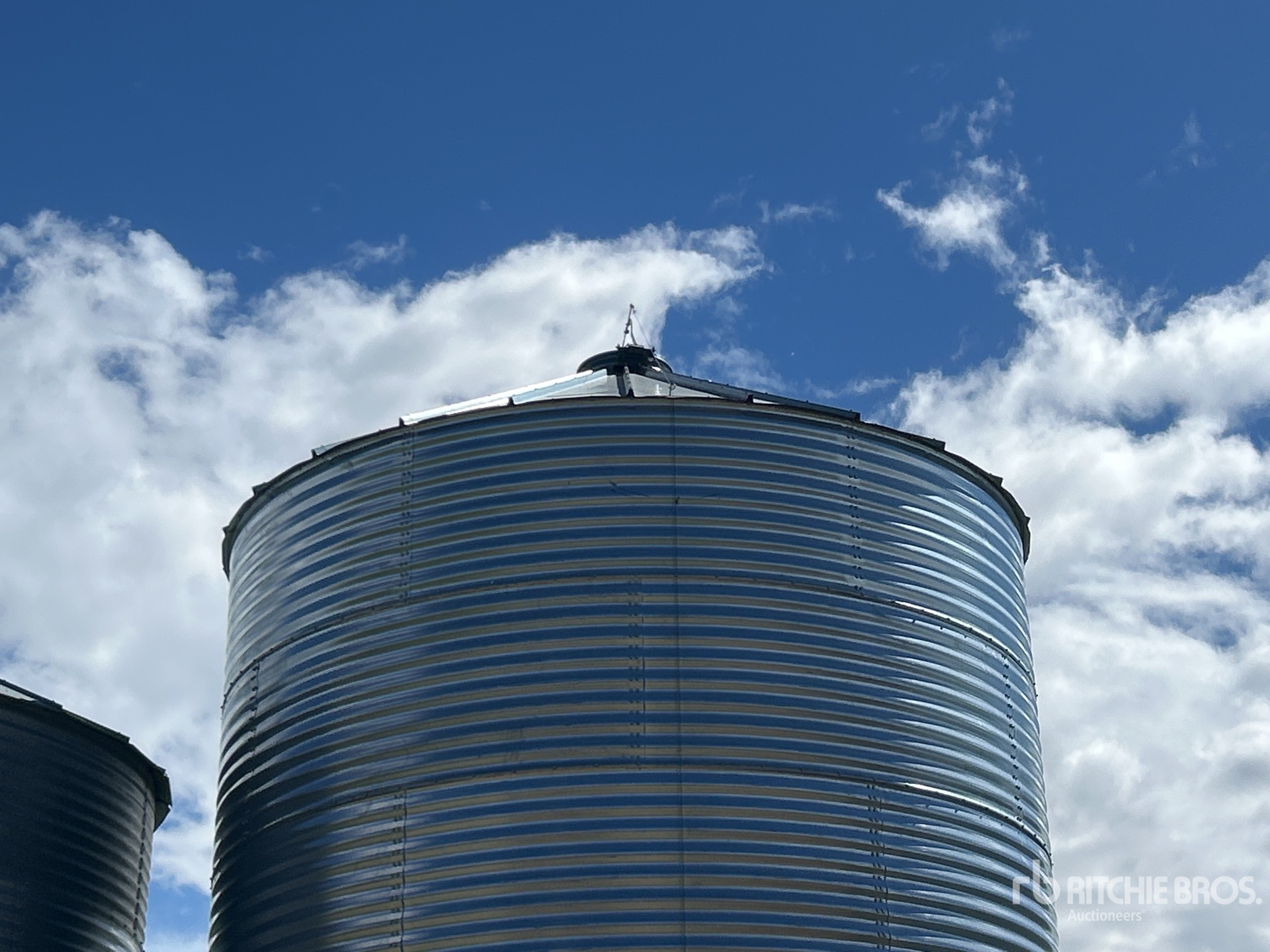 Meridian +/- 4900 bu 5 Ring Hopper