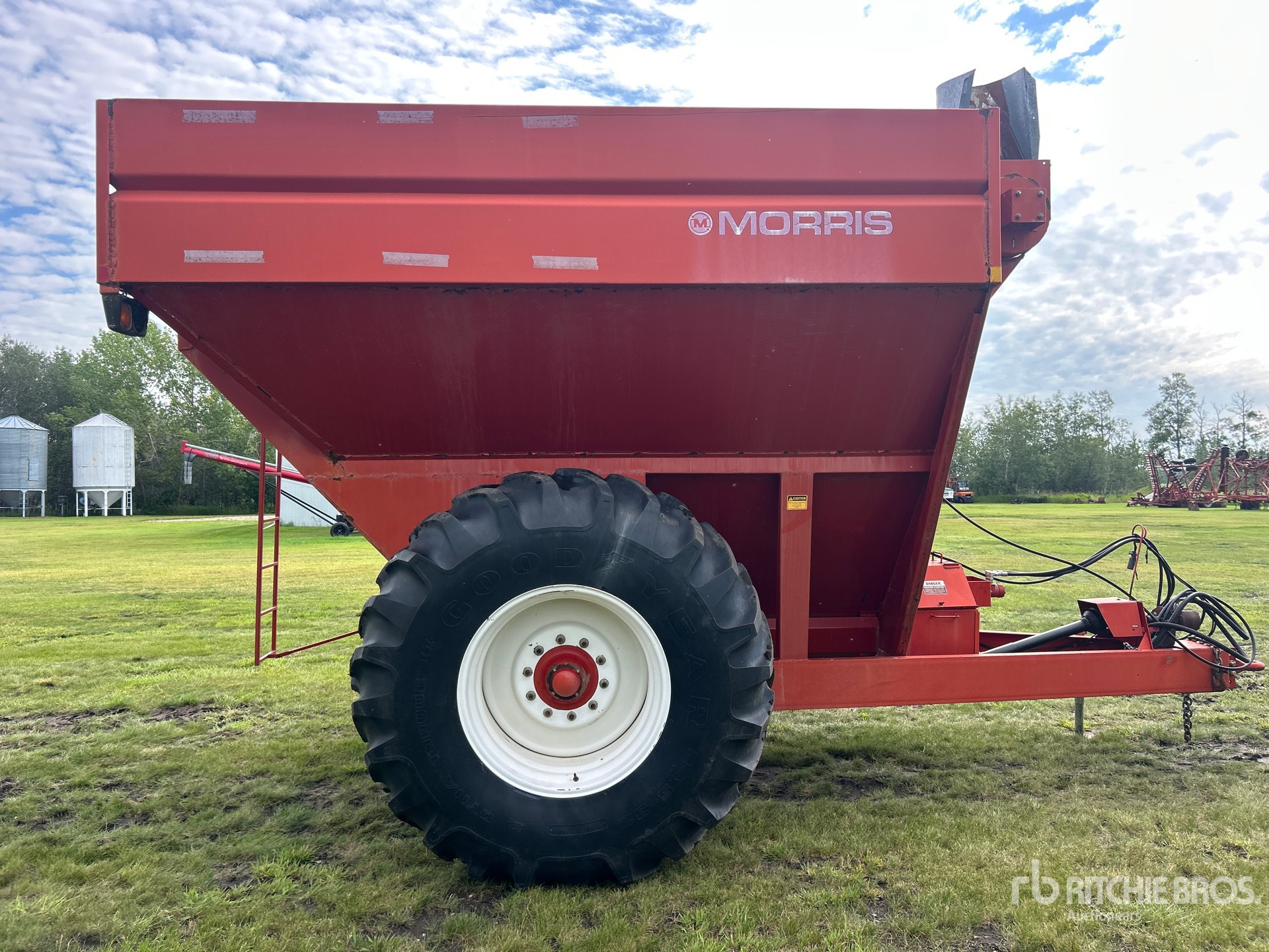 Morris 800 bu S/A