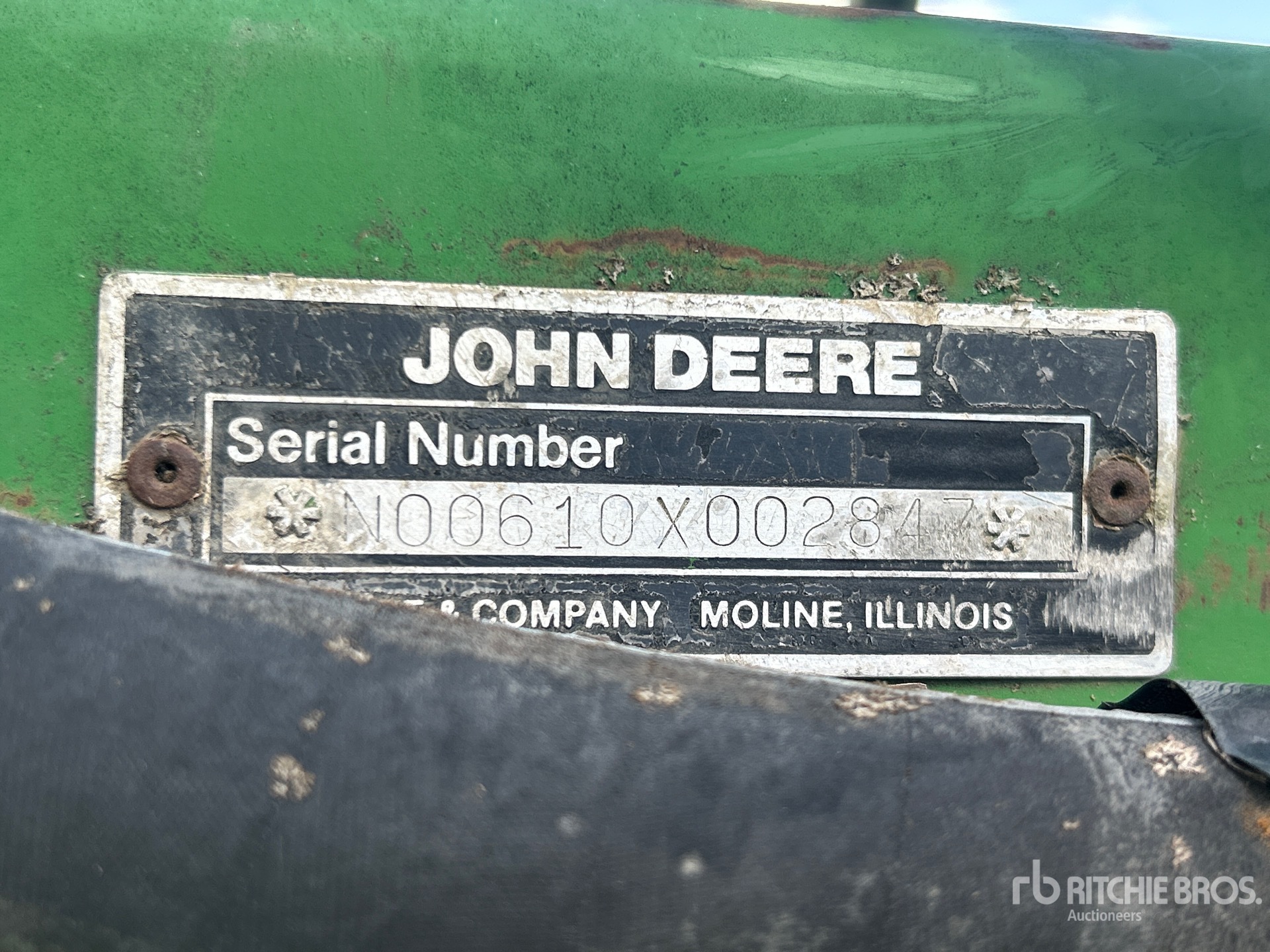 John Deere 1610