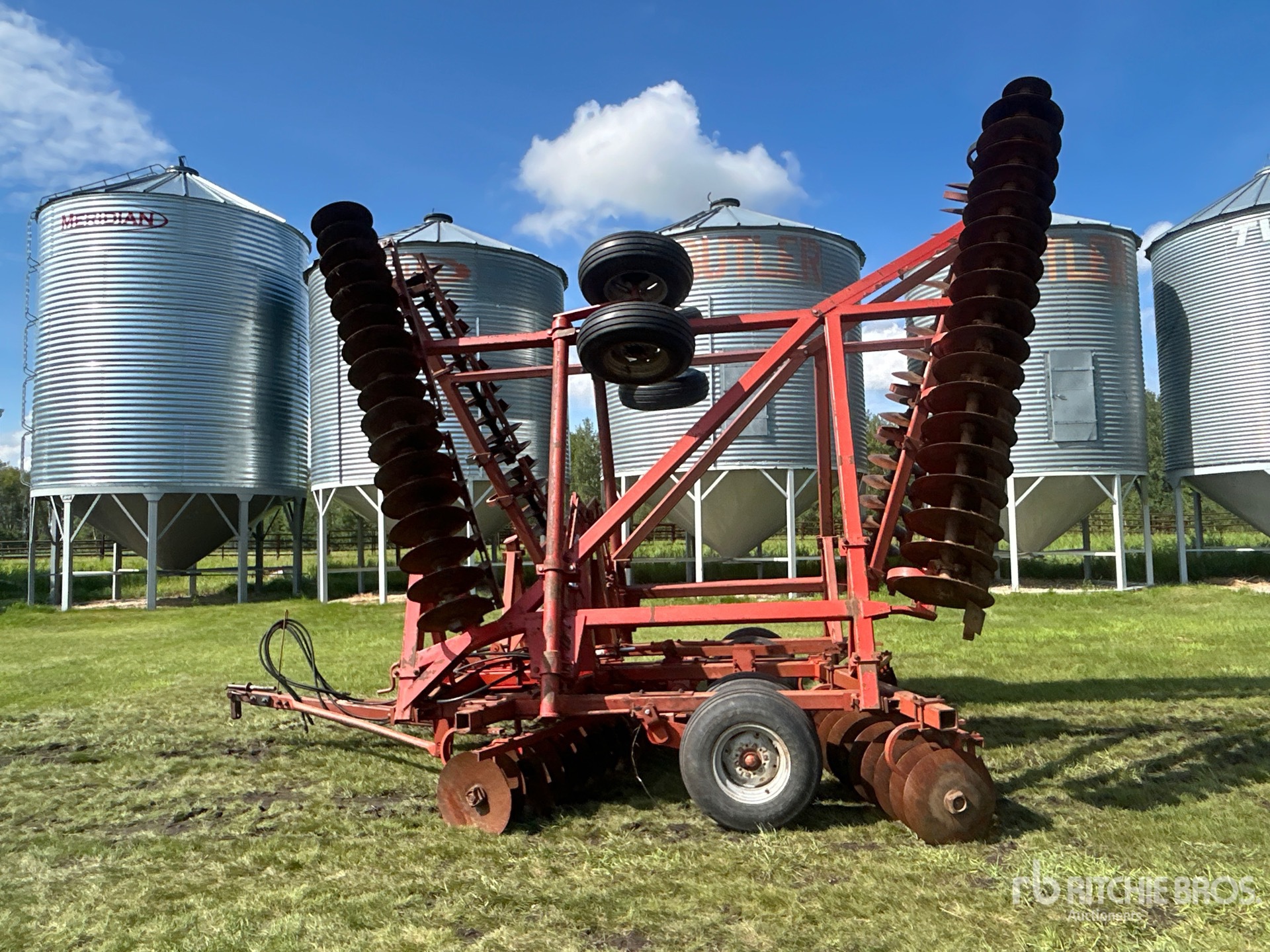Massey Ferguson 820