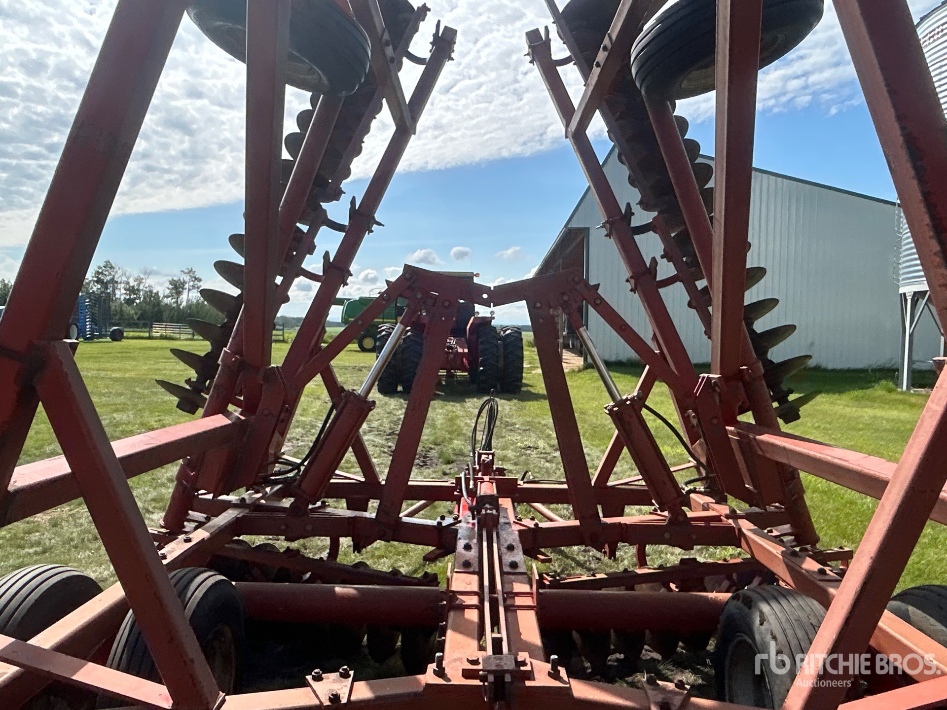 Massey Ferguson 820