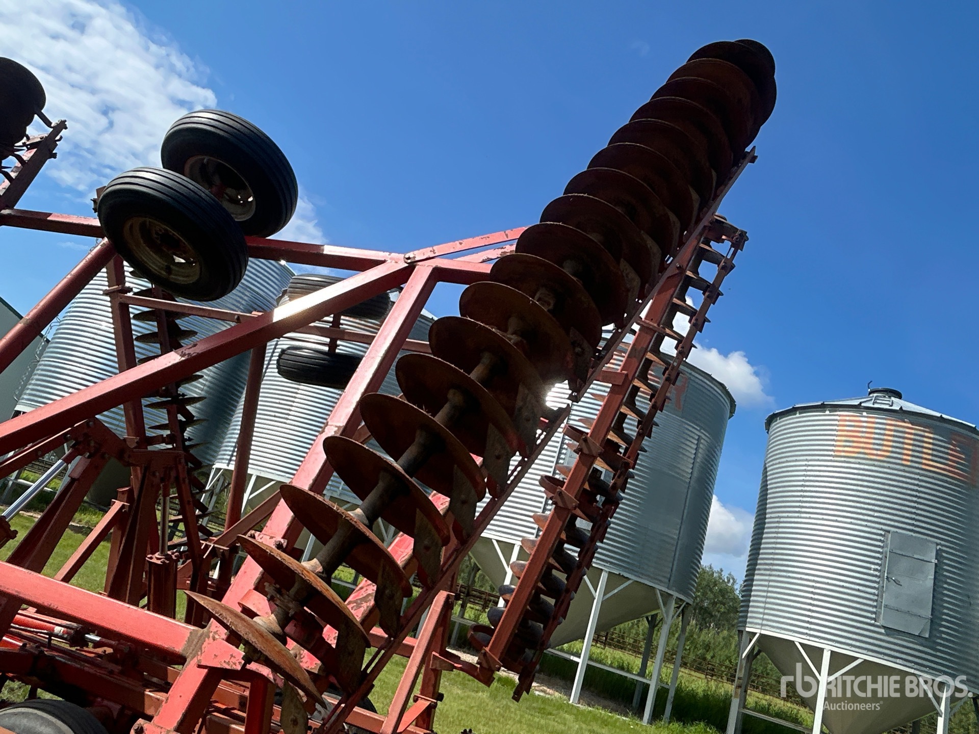 Massey Ferguson 820