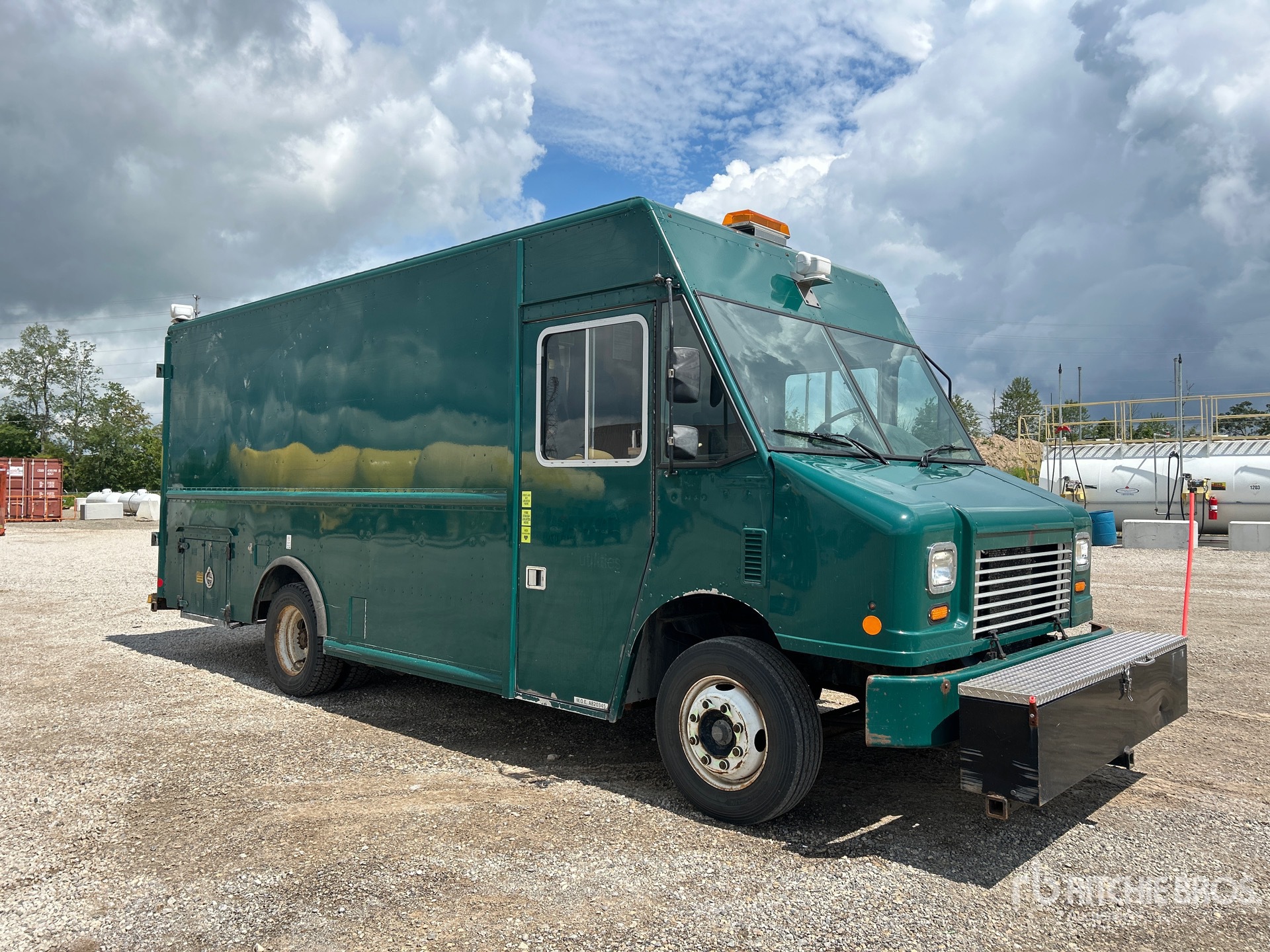 2011 Freightliner MT55