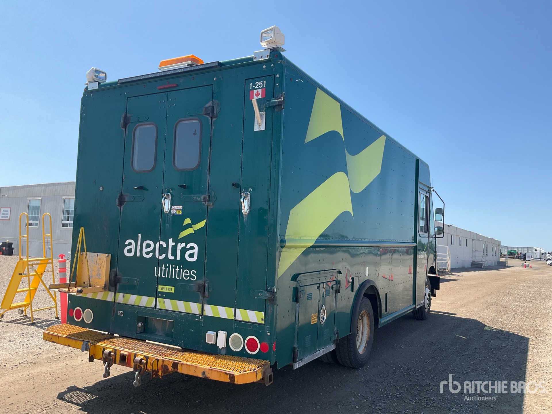 2011 Freightliner MT55