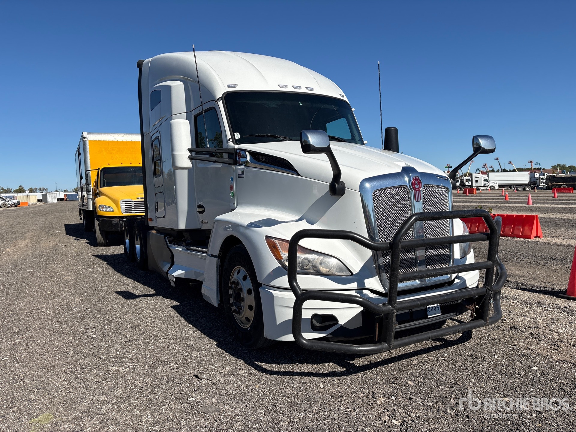 2023 Kenworth T680